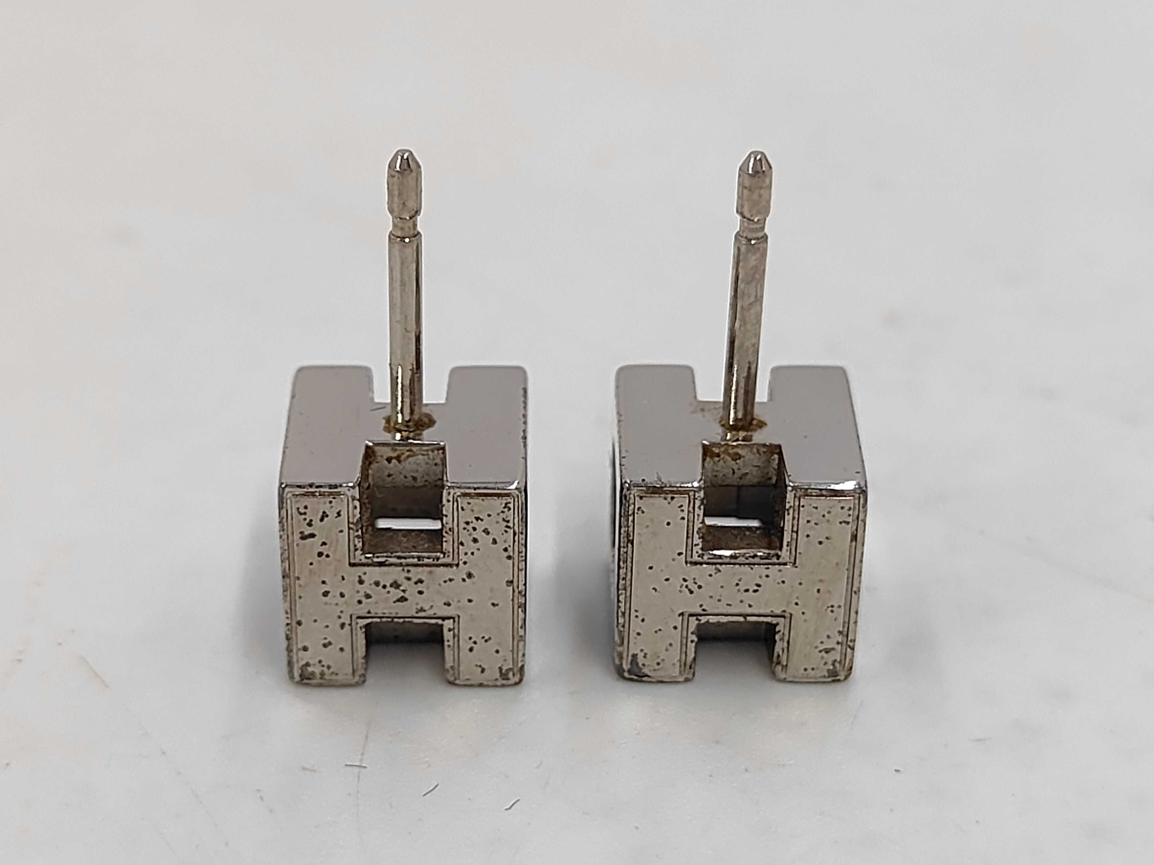 Cage d'H H-Cube Black x Silver Earrings — view 4