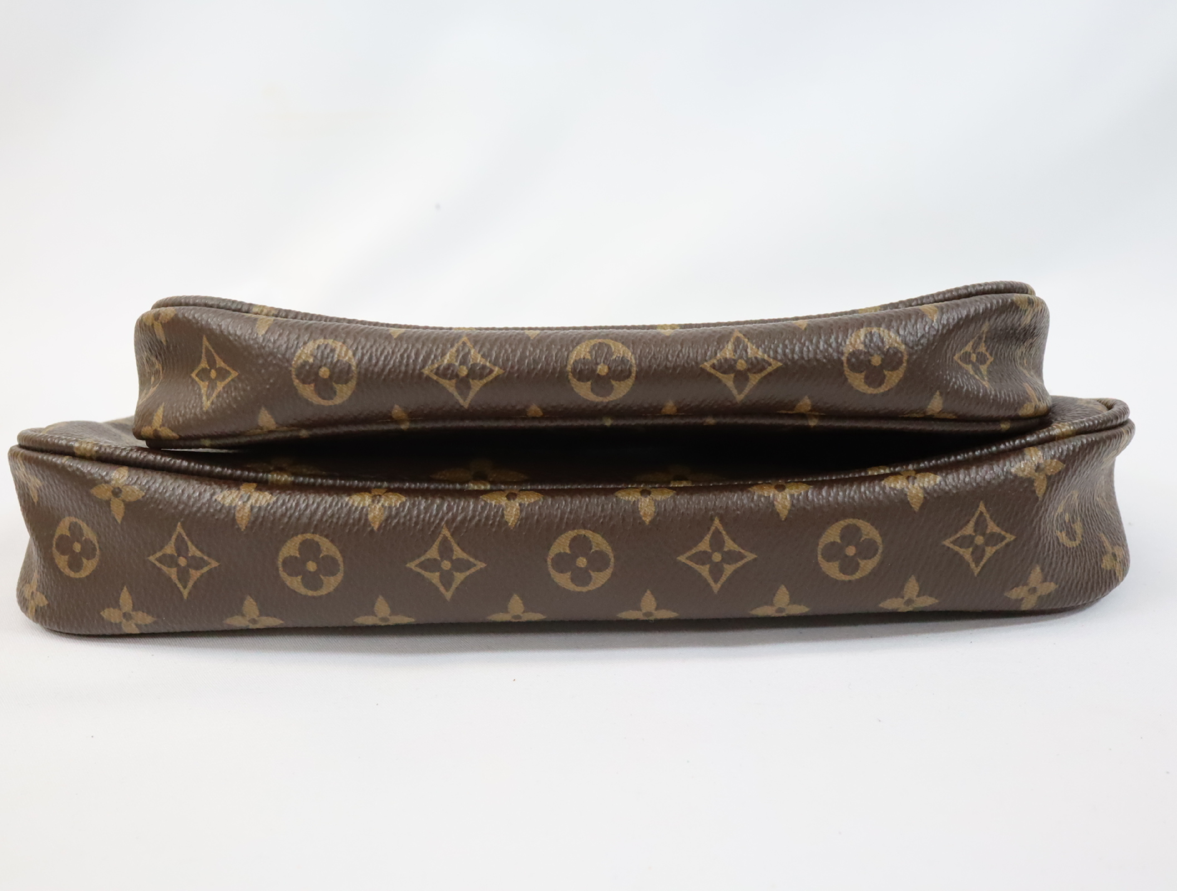 Monogram Multipochette Accessoires M44813 Shoulder Bag (RFID detected) — view 5