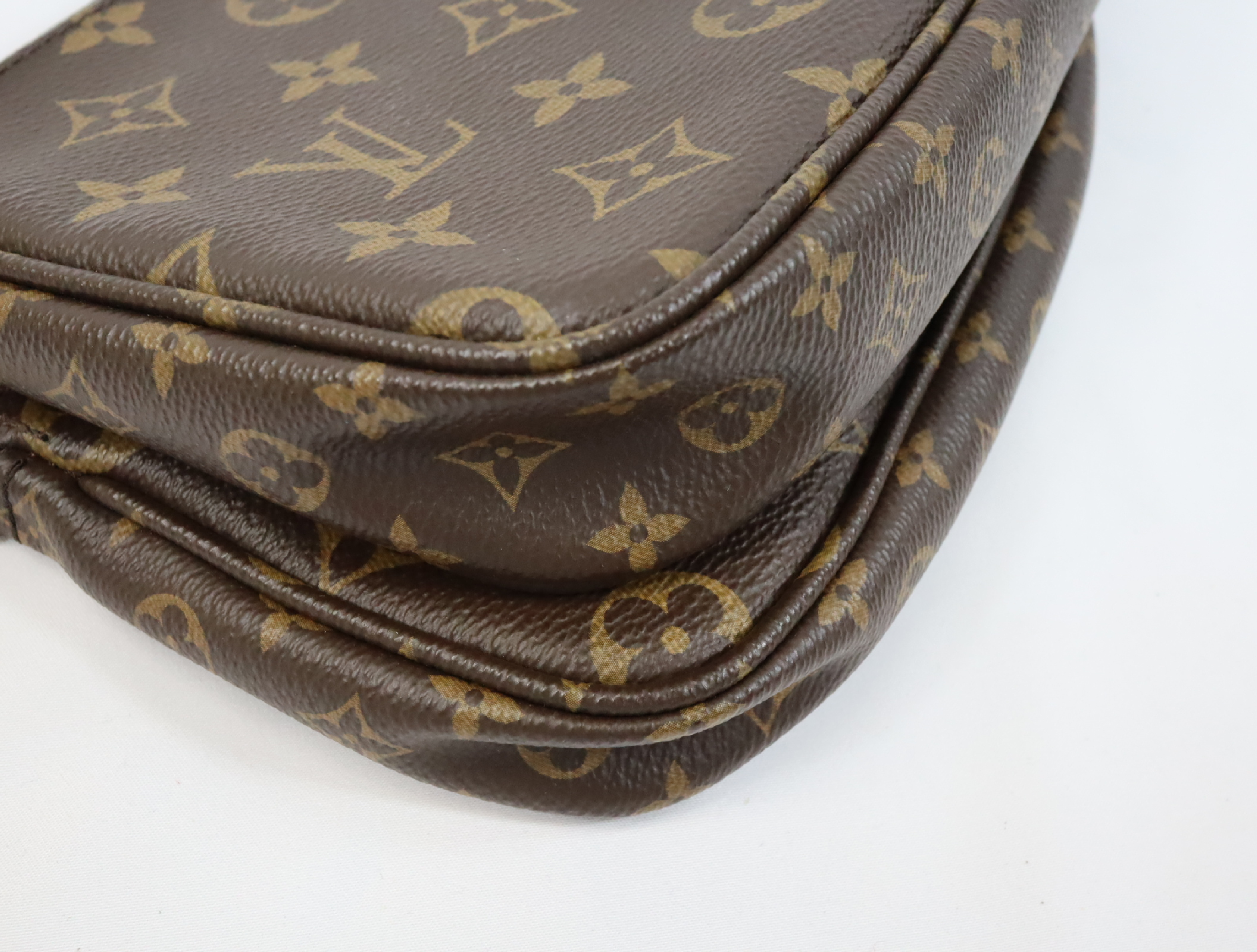 Monogram Multipochette Accessoires M44813 Shoulder Bag (RFID detected) — view 9