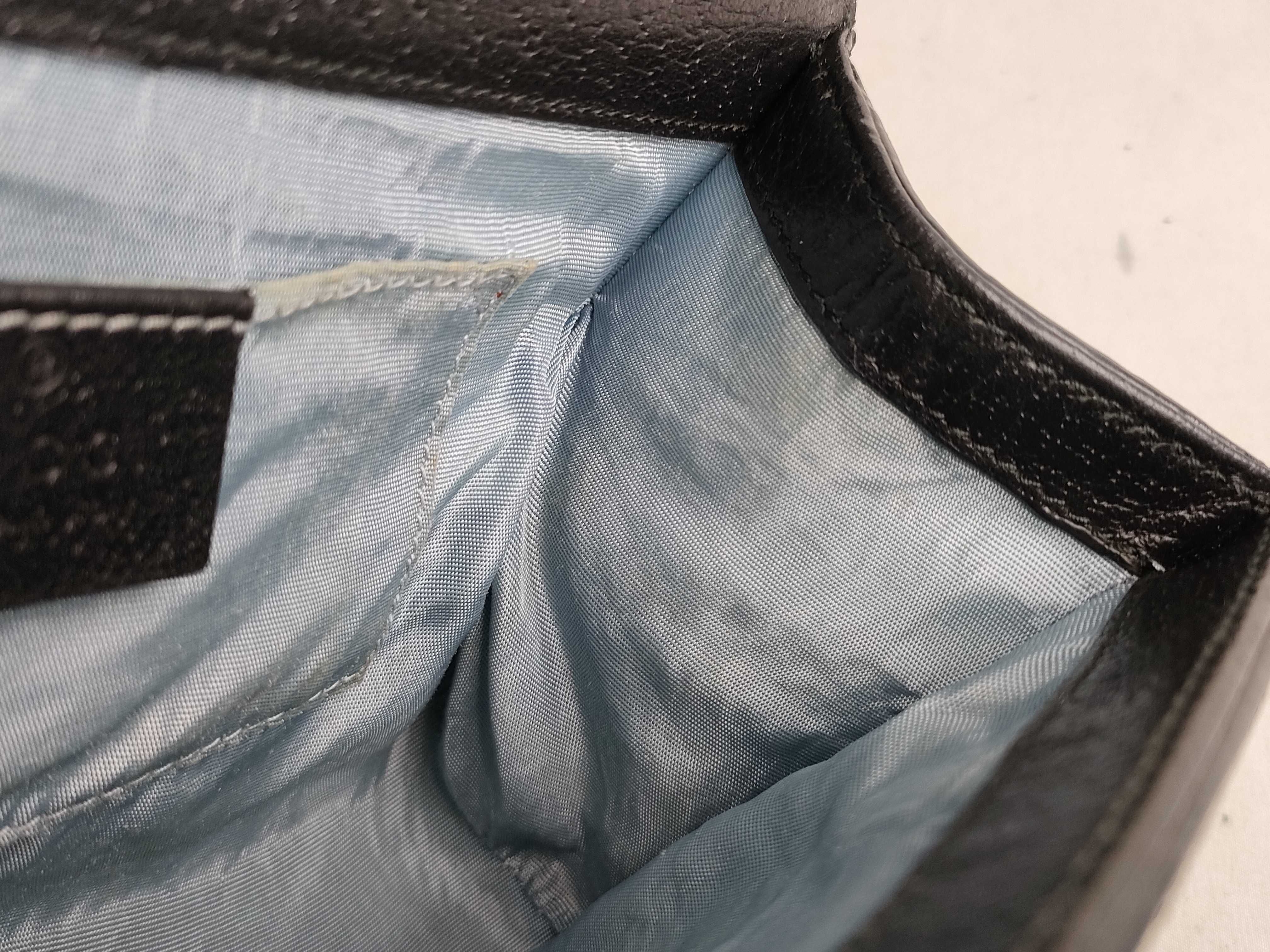 Padlock Shoulder Bag — view 9