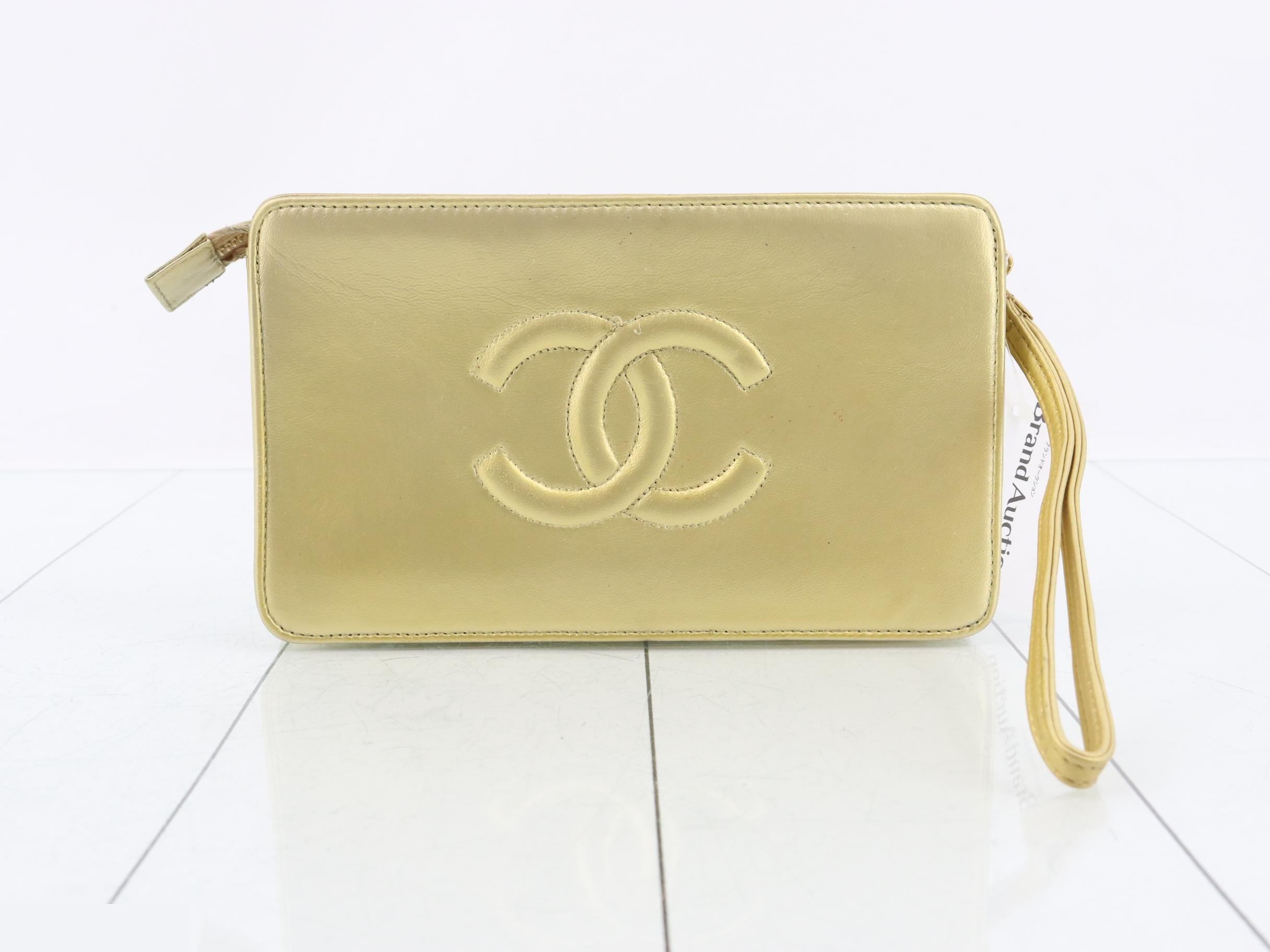 Coco Mark Clutch, Gold Lambskin, with Handle, Series 4