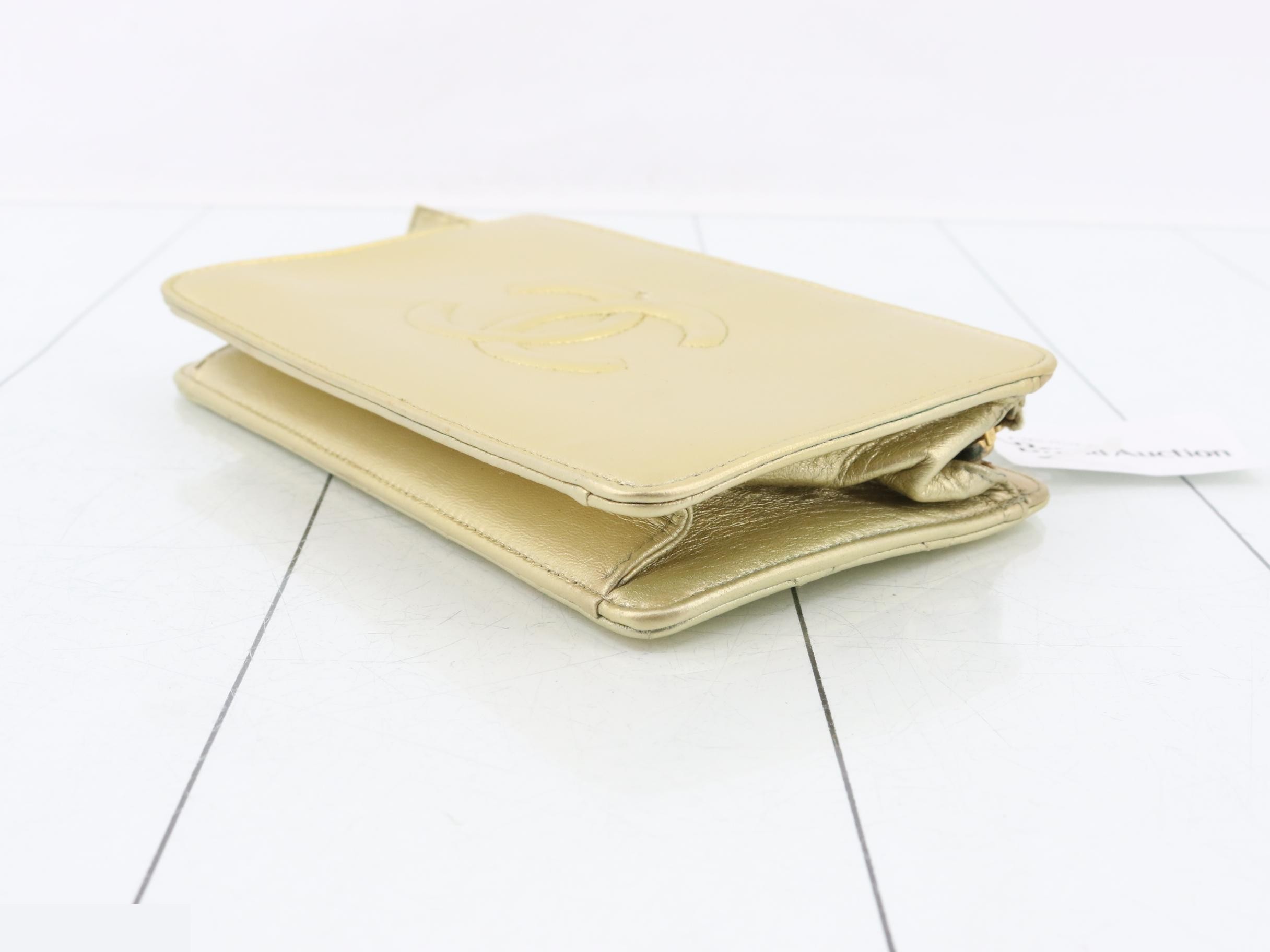 Coco Mark Clutch, Gold Lambskin, with Handle, Series 4 — view 6