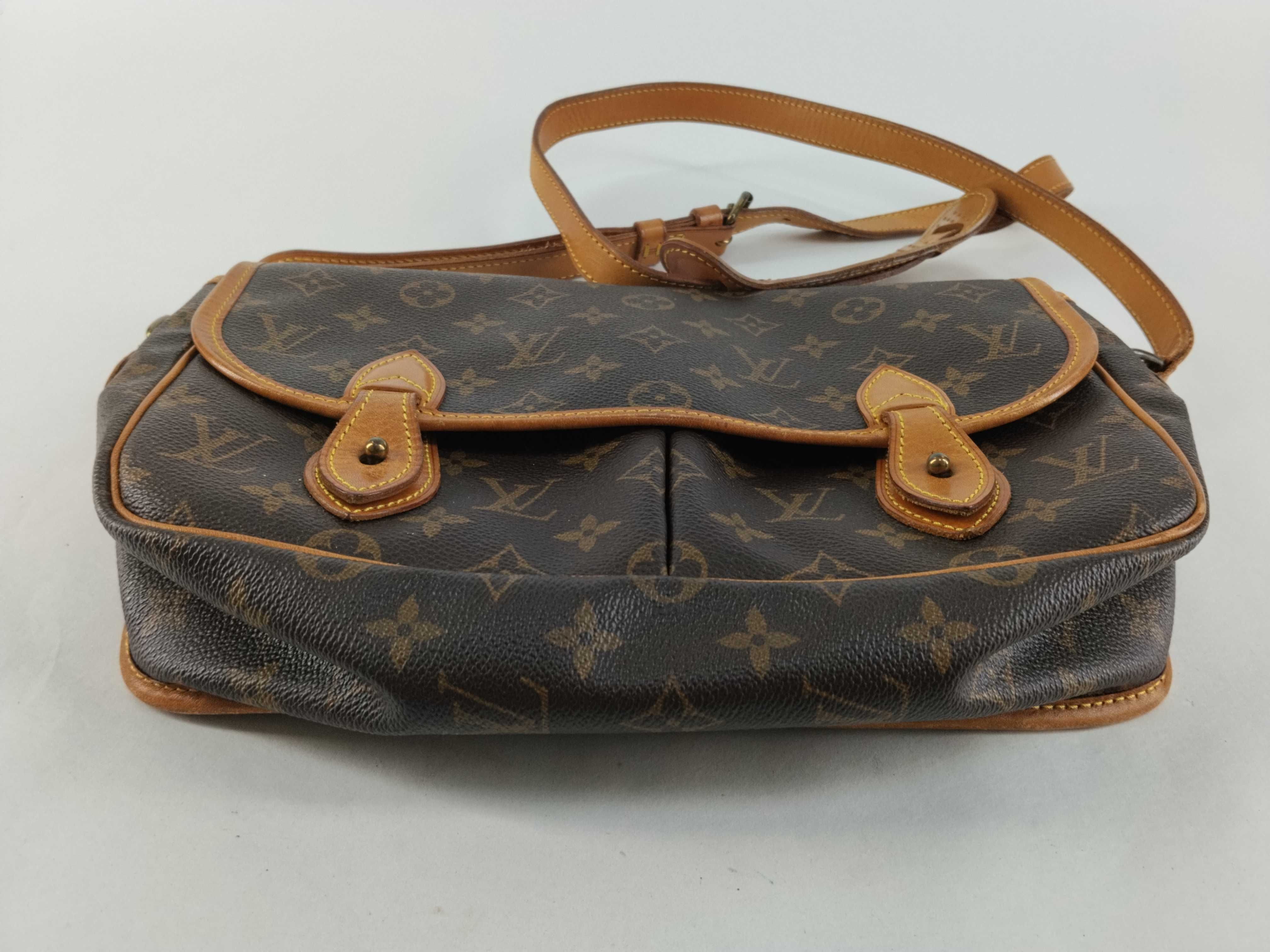 Monogram Gibeciere MM M42247 AR1900 Brown Shoulder Bag — view 7