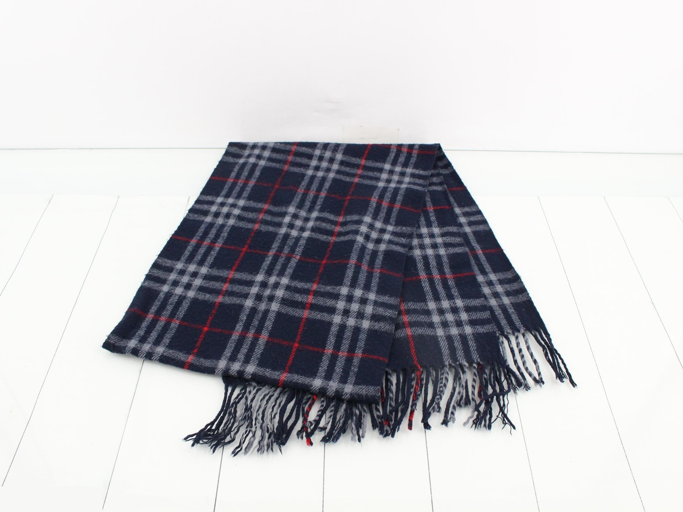 Other lines: Small items, accessories, and scarves — view 3