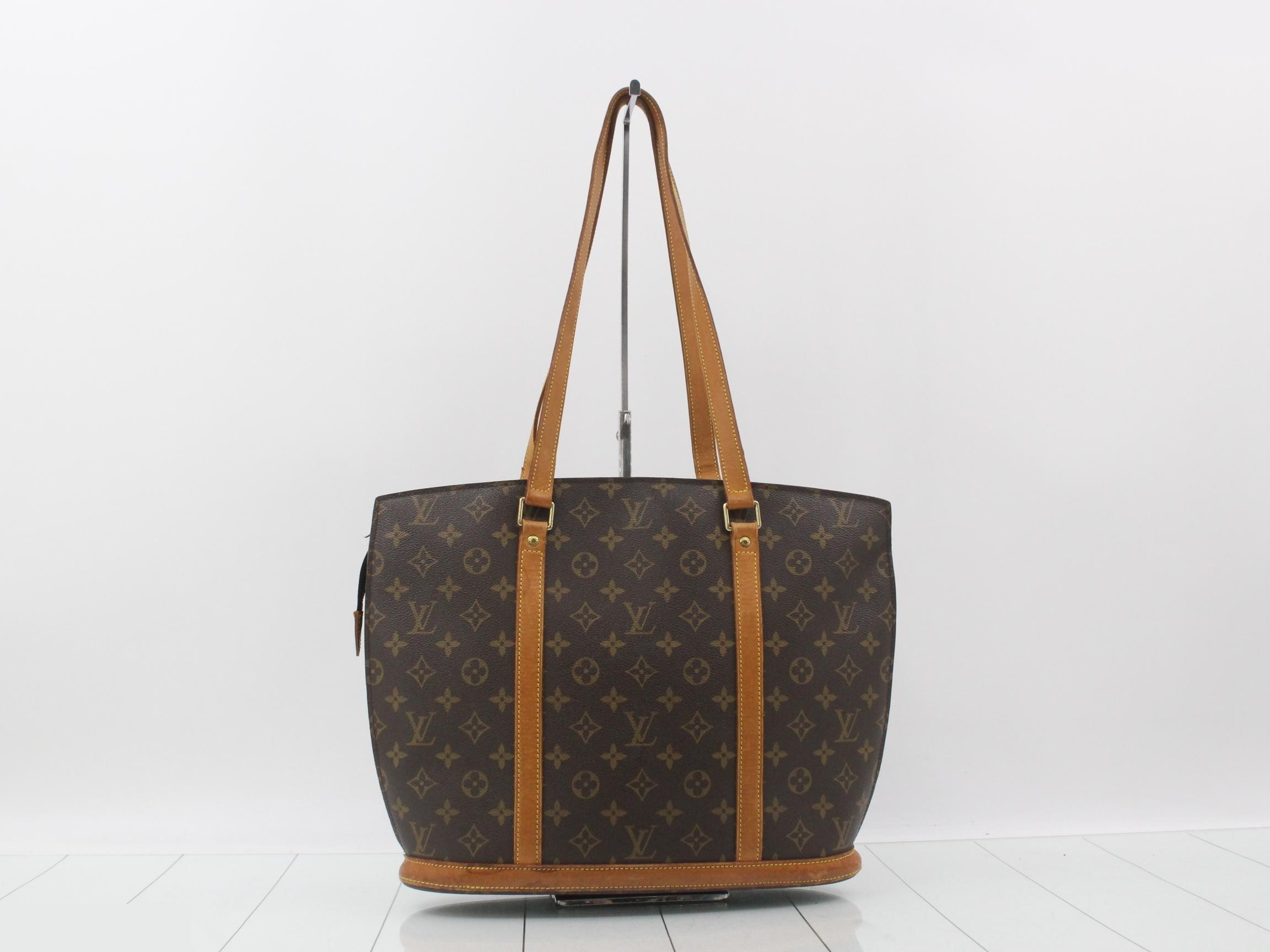 LV Babylon — view 2