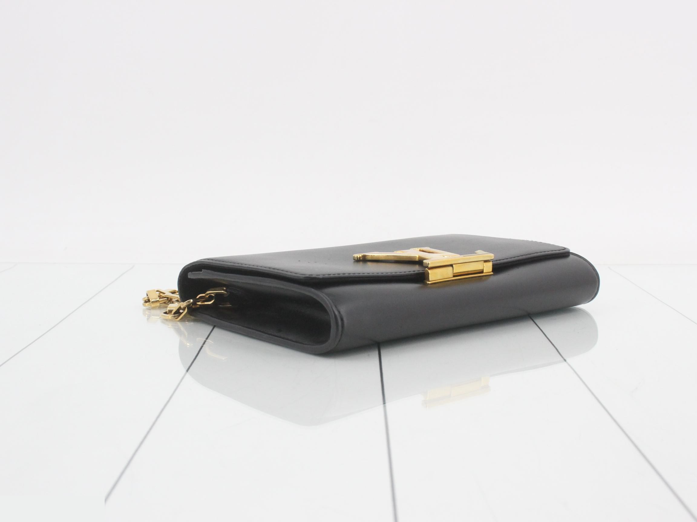 Pochette Louise MM Noir Shoulder Bag — view 5