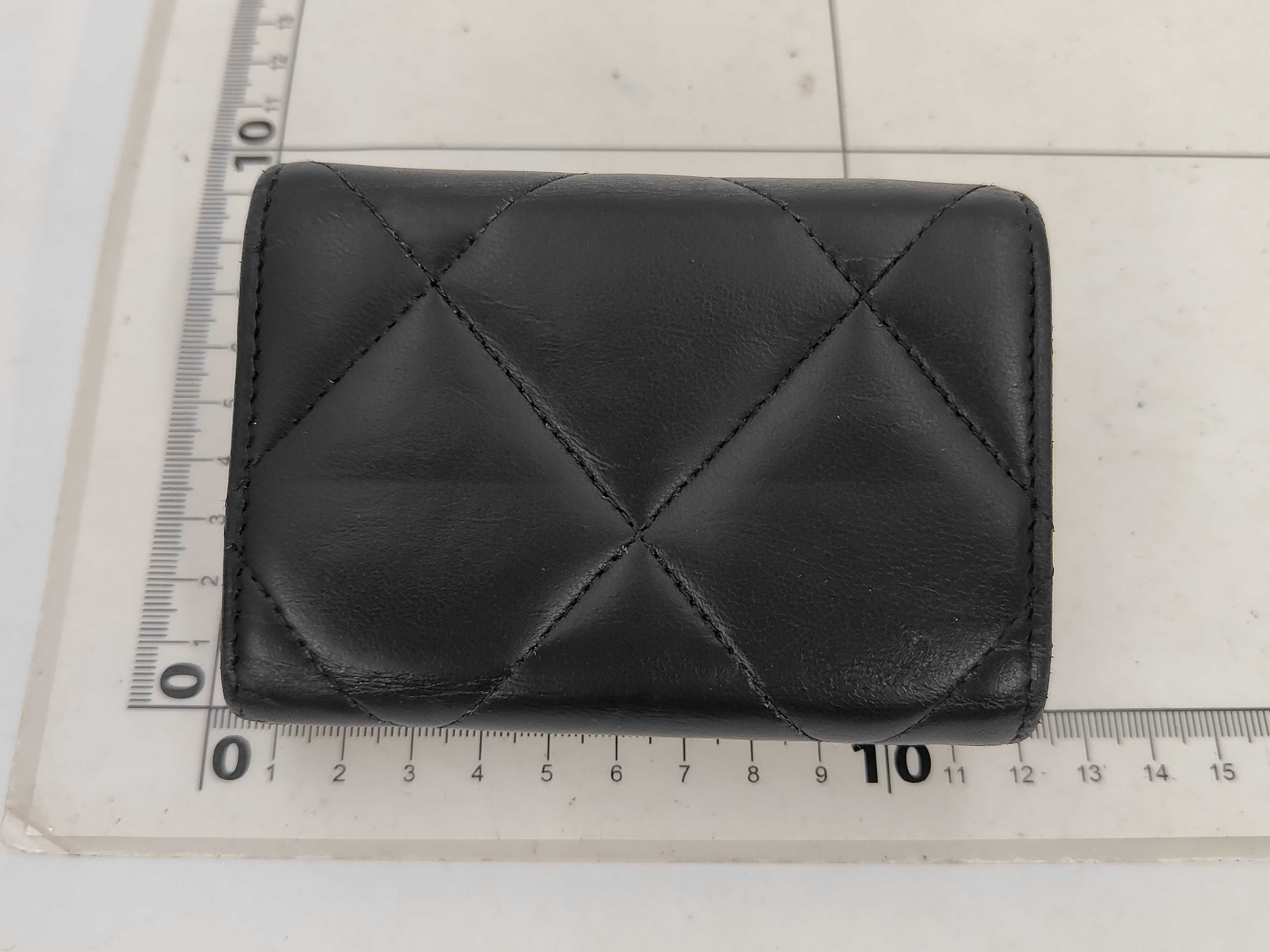 19 Small Flap Wallet Tri-fold Wallet — view 2