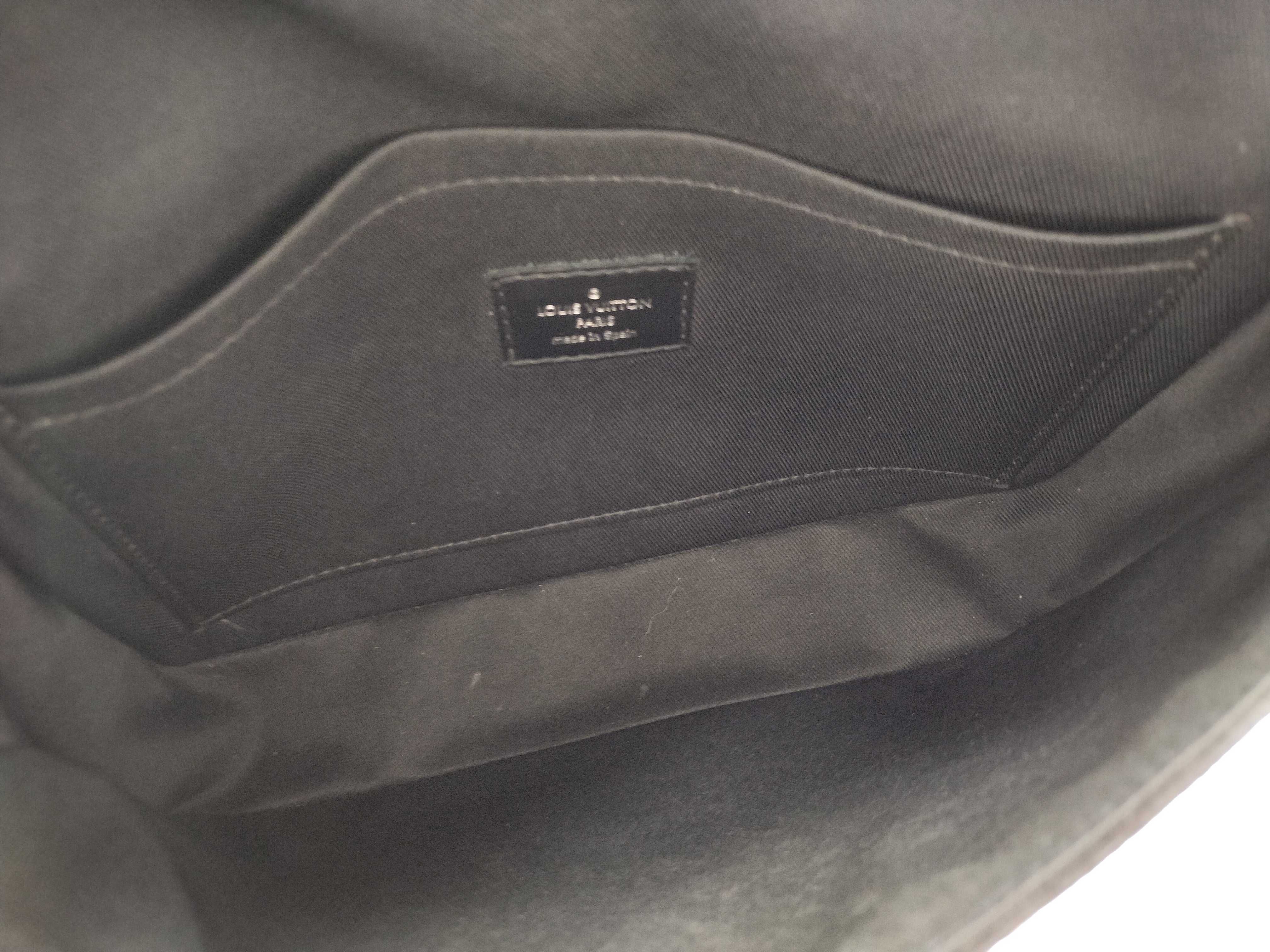 Damier Graphite 3D Studio Messenger Bag N50014 (RFID detected) — view 11