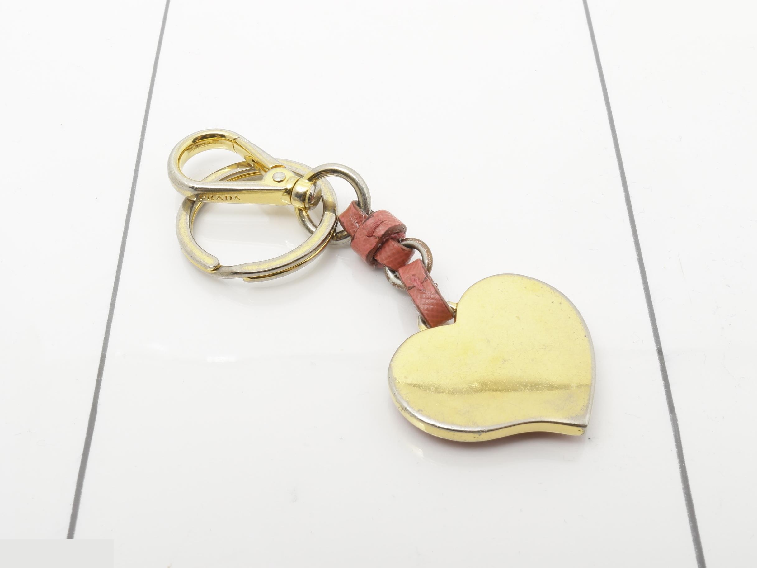 Keyring — view 2