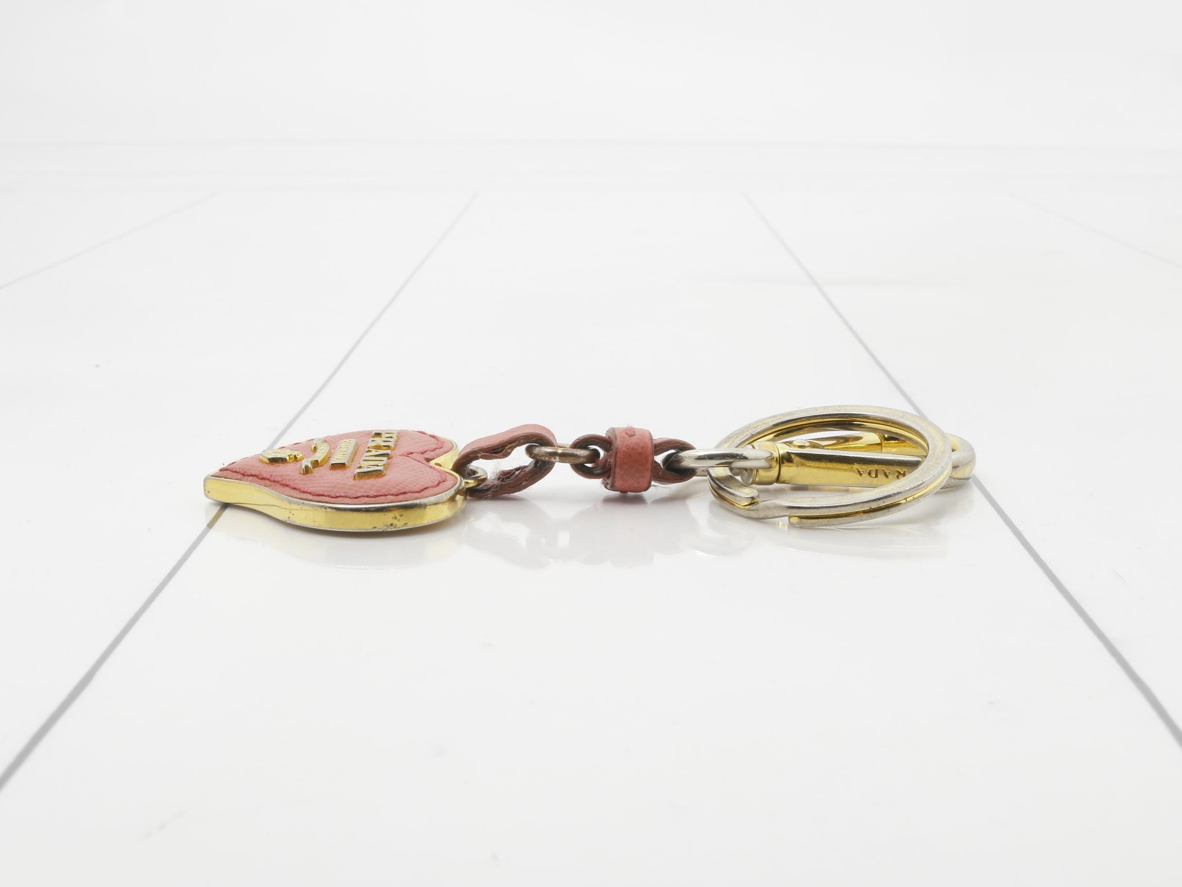 Keyring — view 3