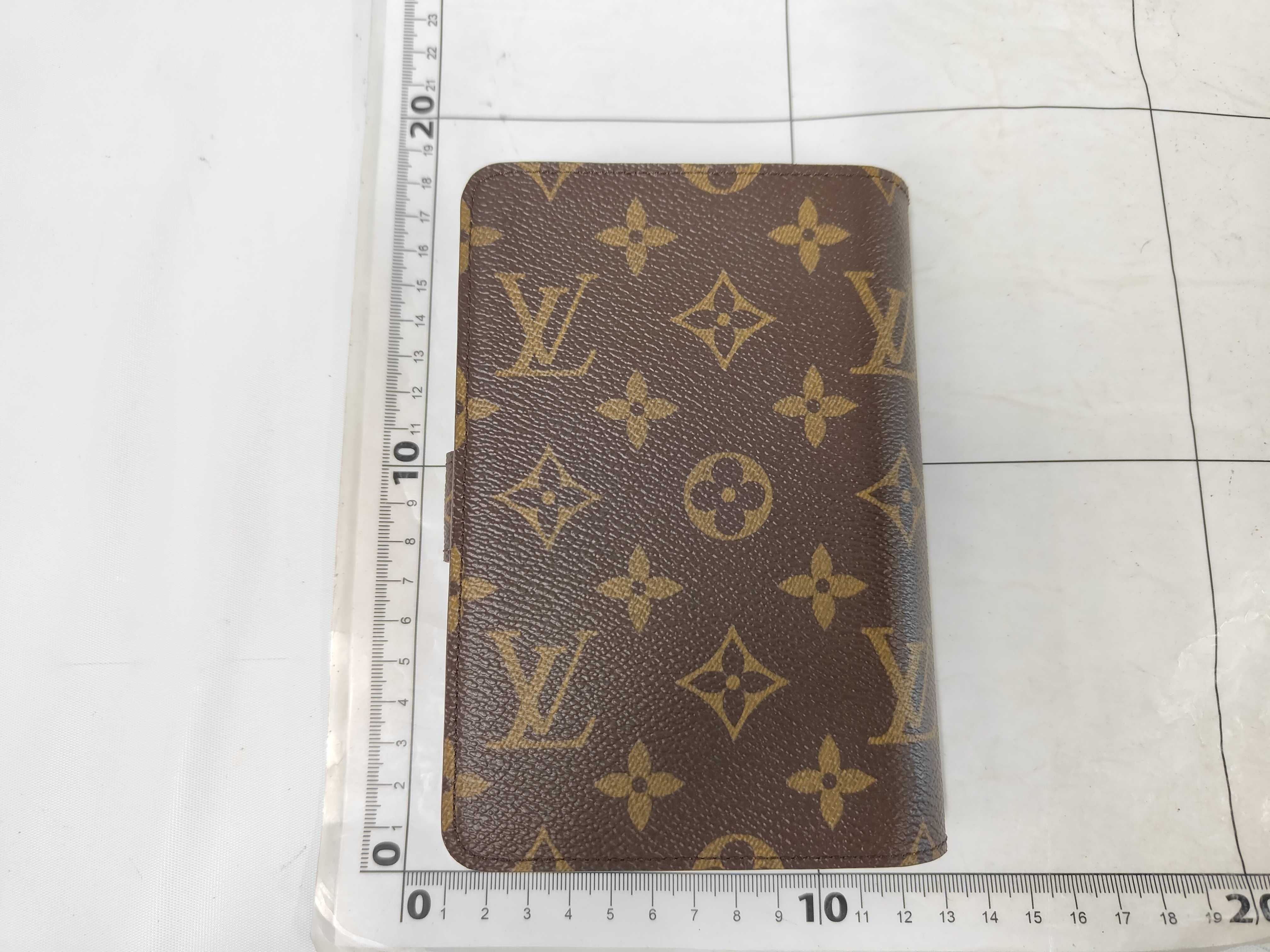 Monogram Portefeuille Papier Zip Bi-fold Wallet M61207 — view 2