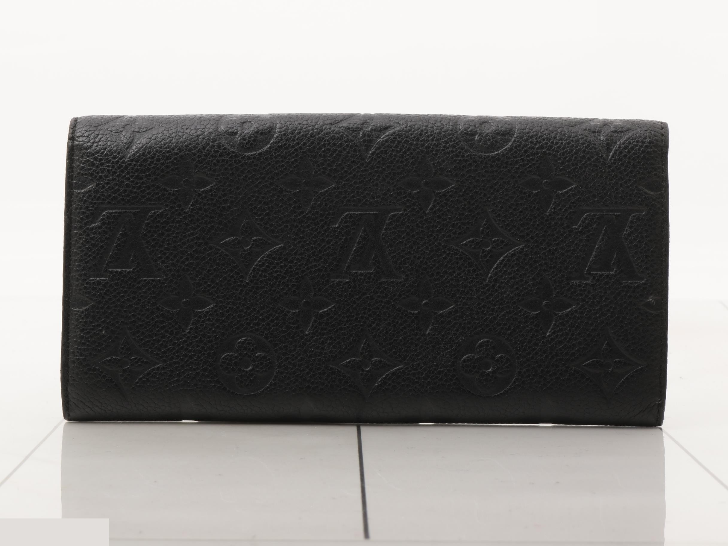 long wallet — view 2