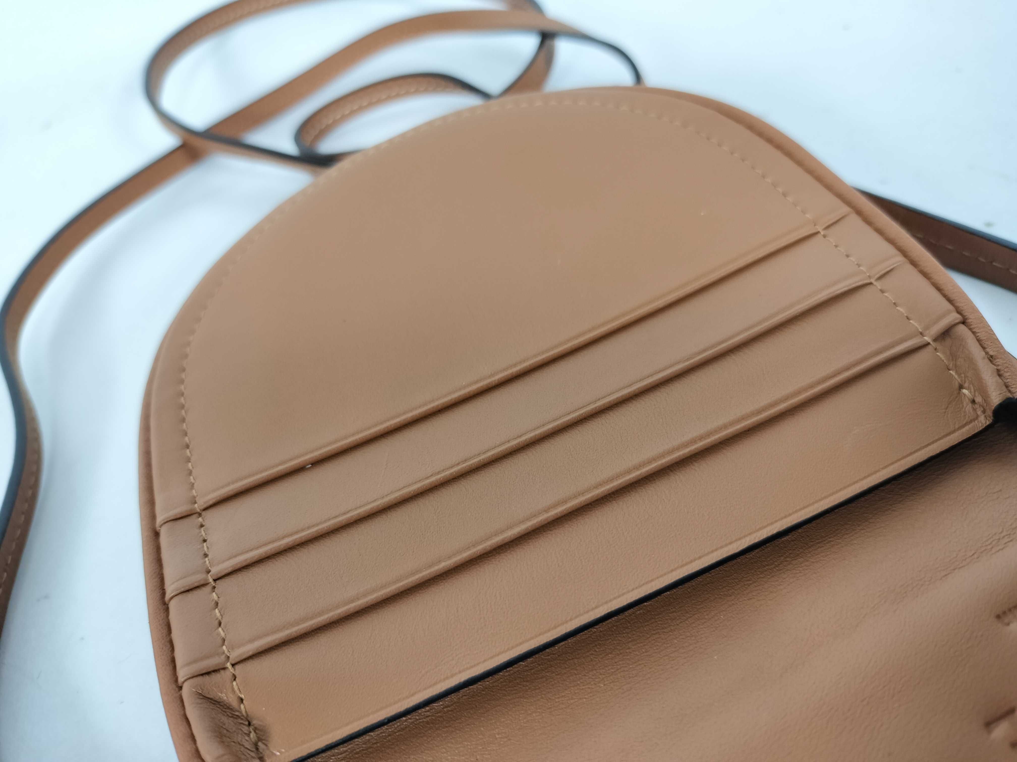 heel pouch — view 12