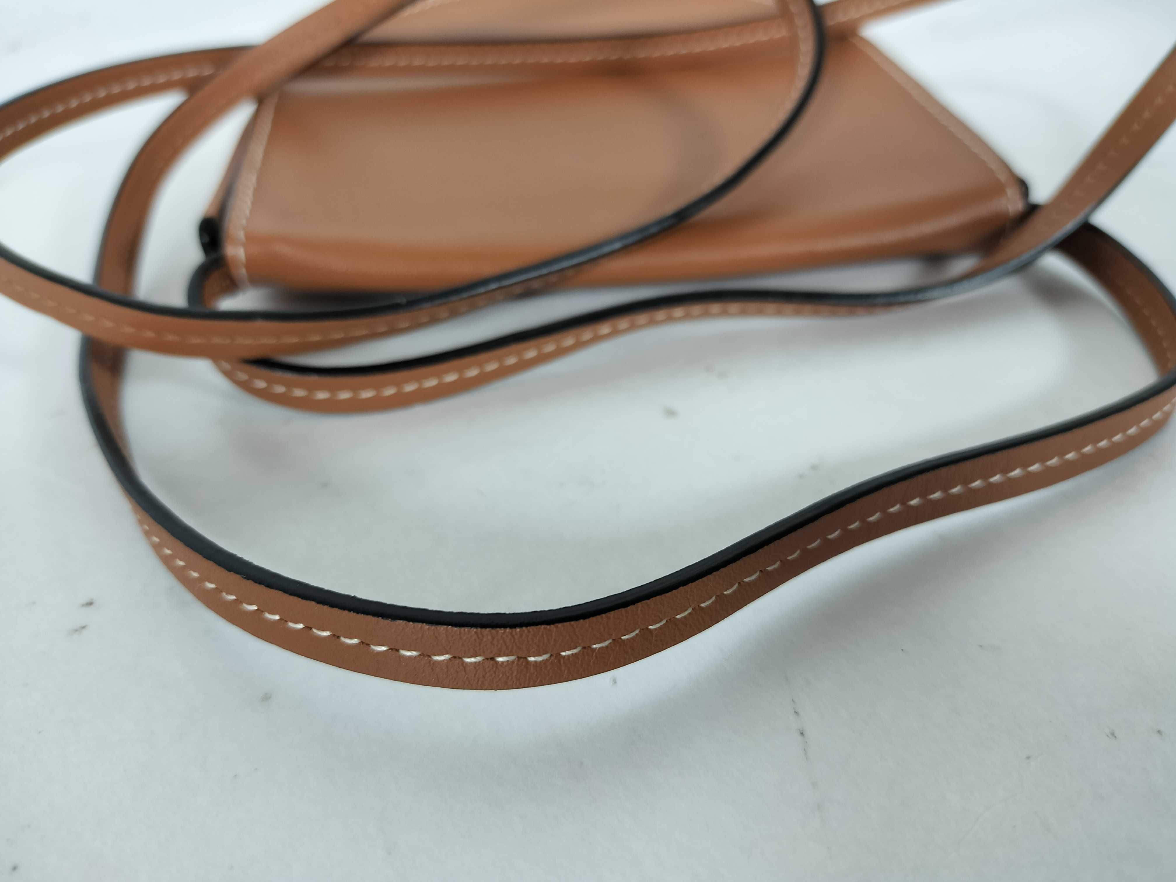 heel pouch — view 4