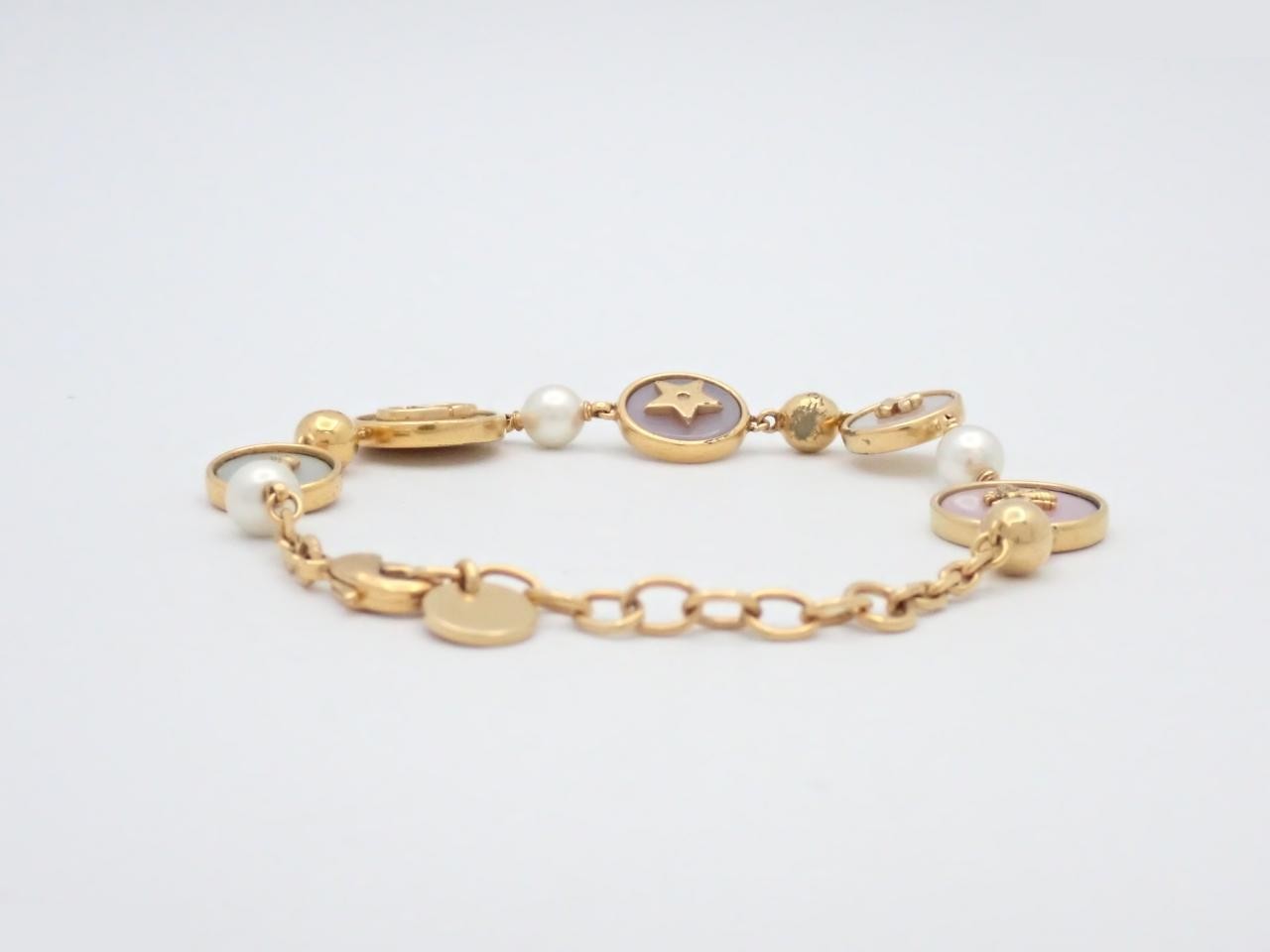 Gold bracelet, wrist circumference approximately 20cm — view 2