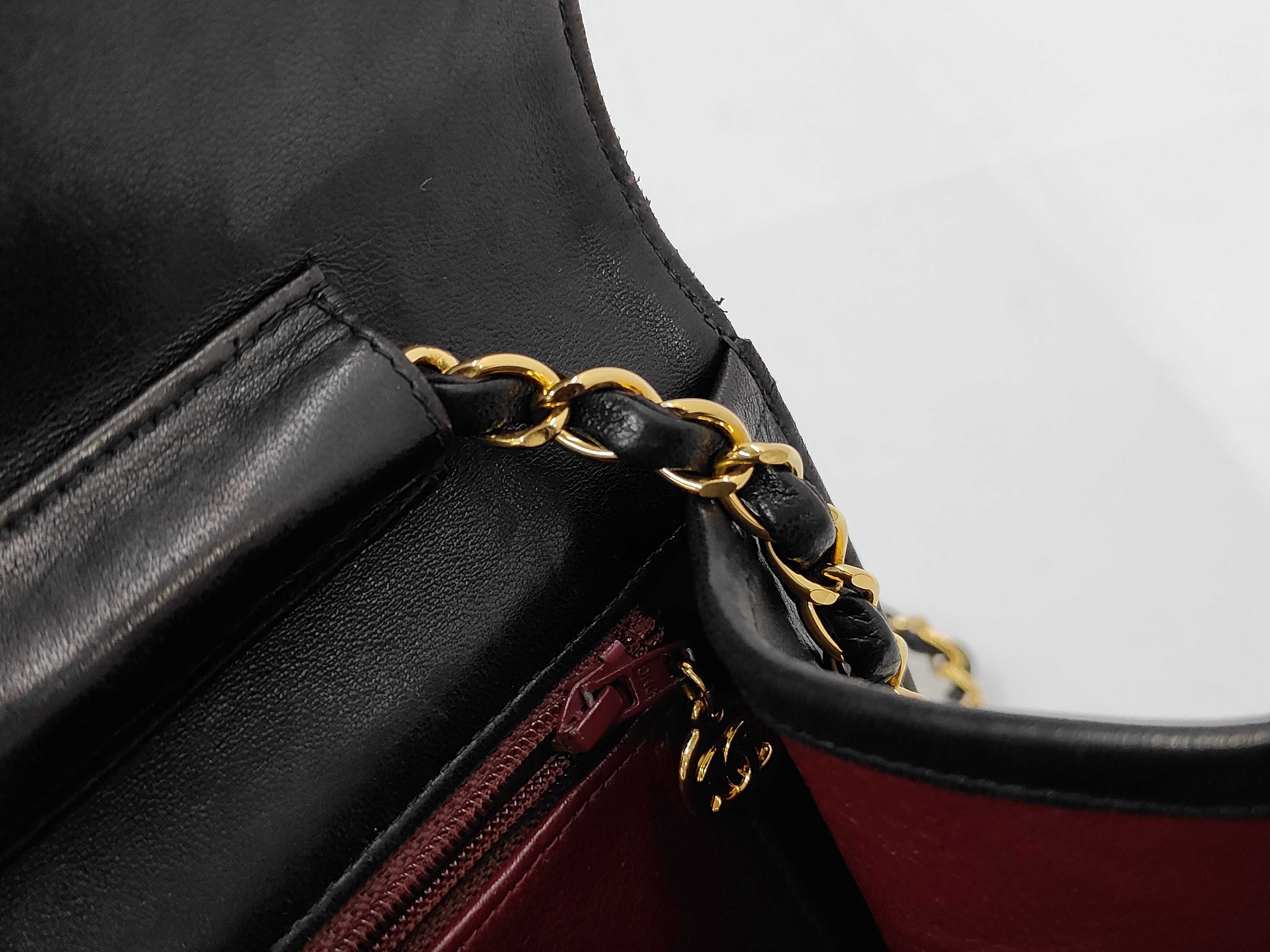 Lambskin Matelassé Lambskin Push-Lock Chain Shoulder Bag (Series 4) — view 9