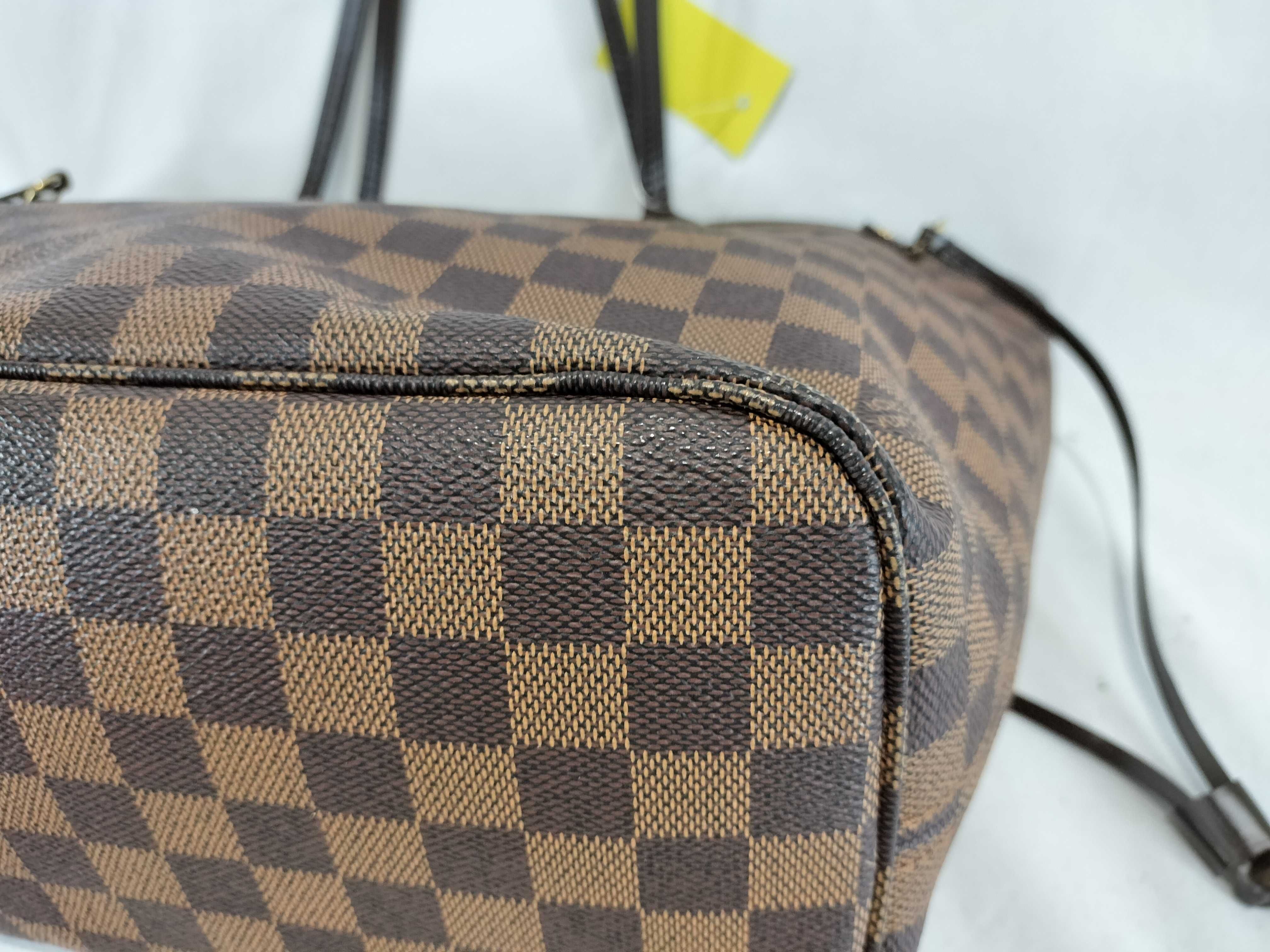 Damier Neverfull MM Tote Bag — view 6