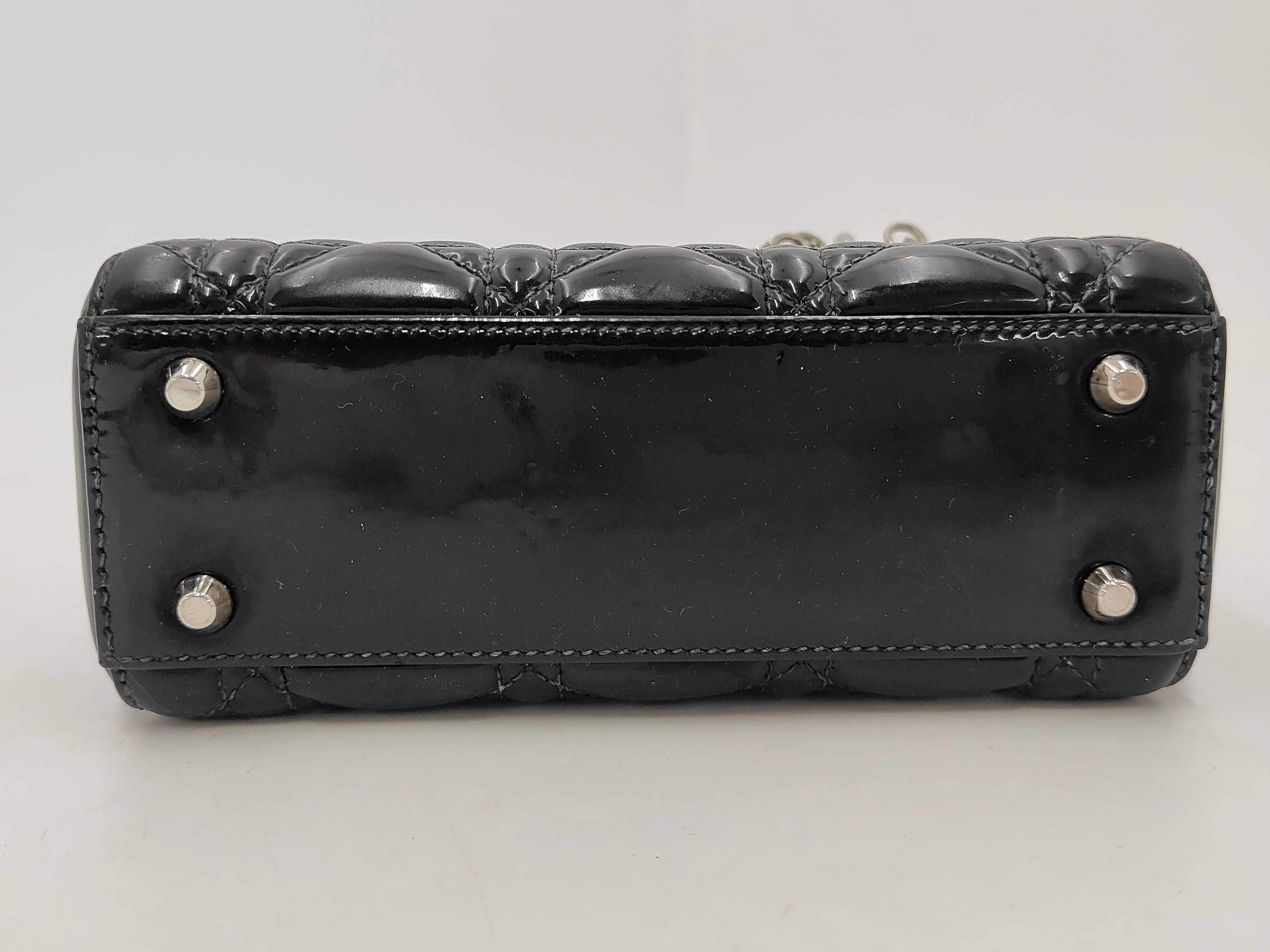 Christian Shoulder Bag Handbag — view 4