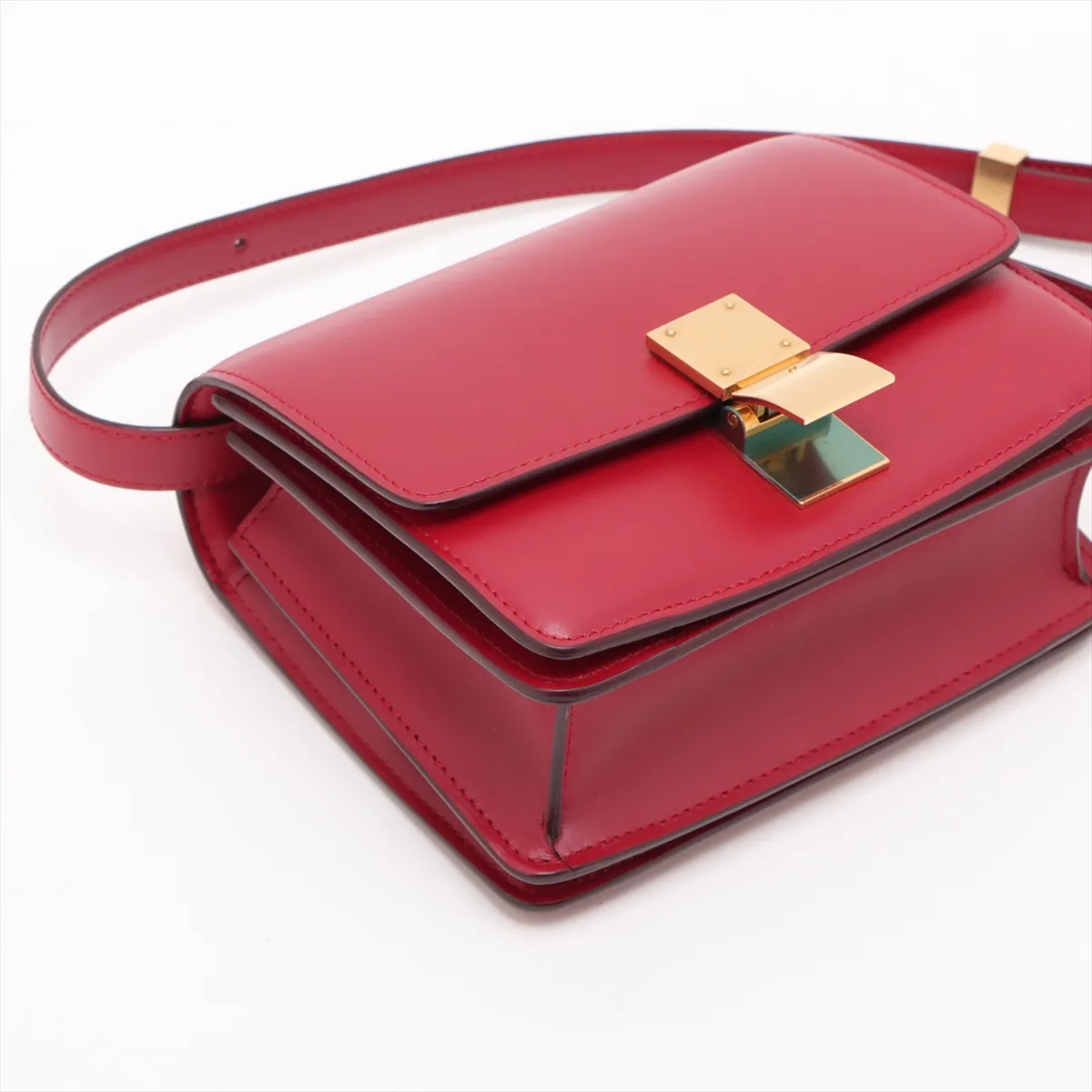 Classic Box Small Leather Shoulder Bag Red — view 4