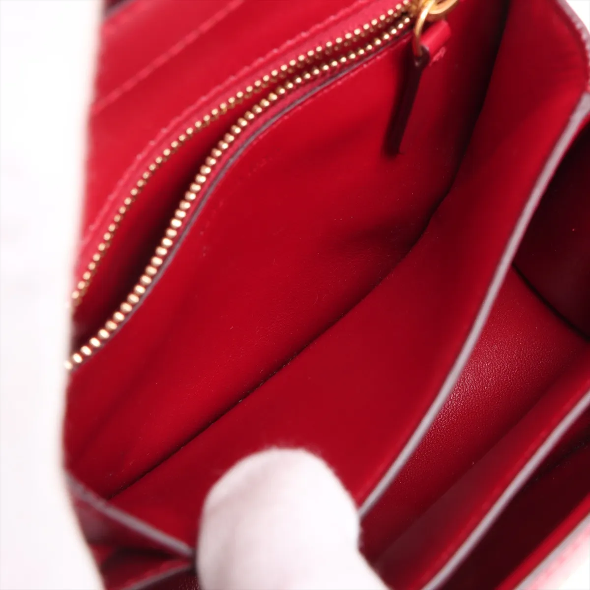 Classic Box Small Leather Shoulder Bag Red — view 6
