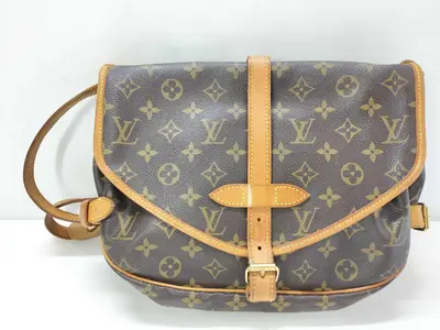 Monogram Saumur 30 M42256 AR0953 Shoulder Bag