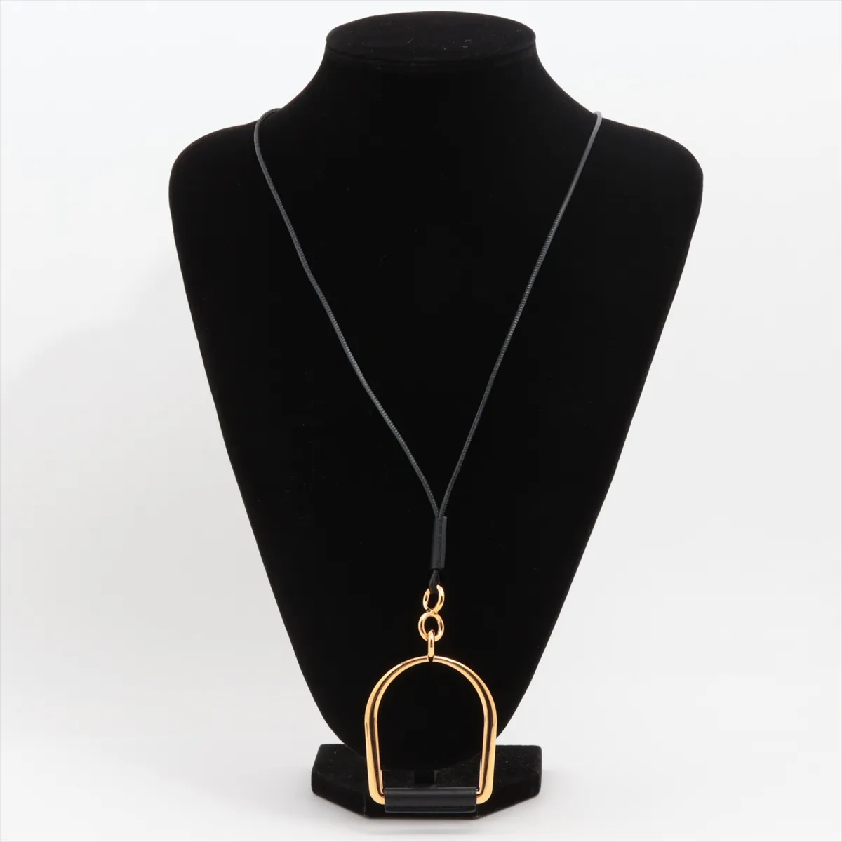 Heritage Equestre GM Necklace, GP x Leather, Black x Gold, — view 4