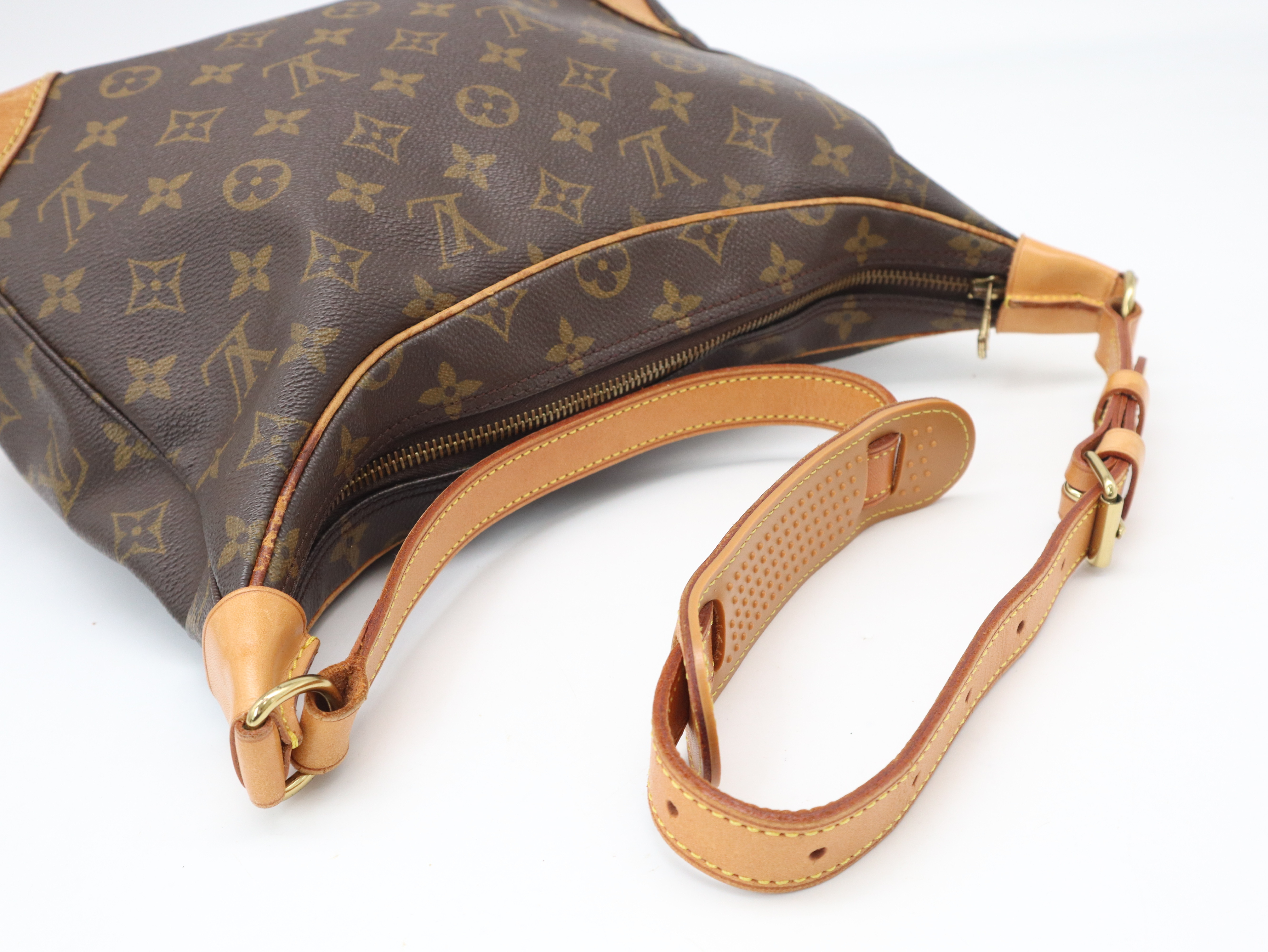 M51265 Monogram Boulogne 30 Shoulder Bag — view 6