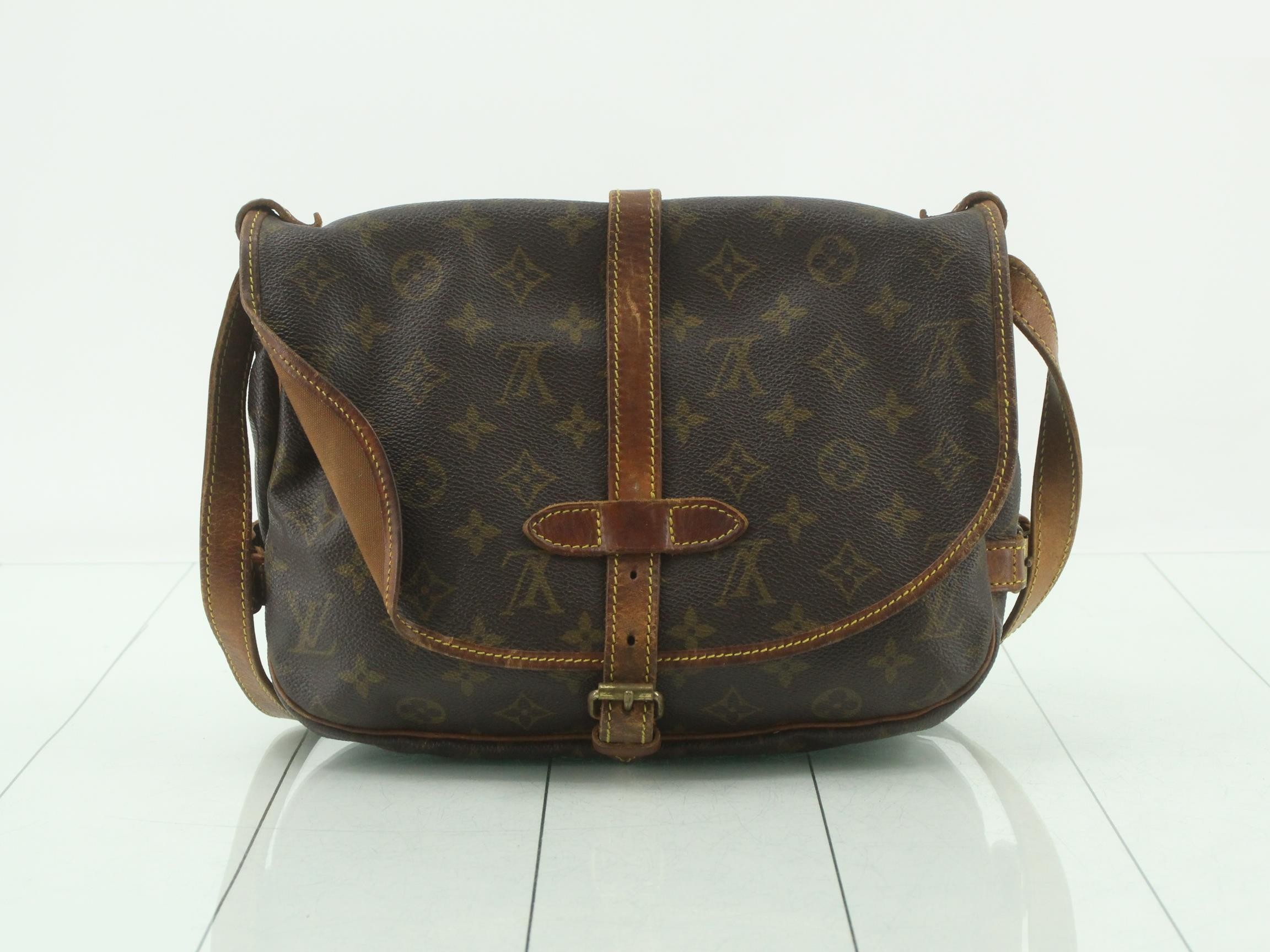 Monogram Shoulder Bag Saumur — view 2