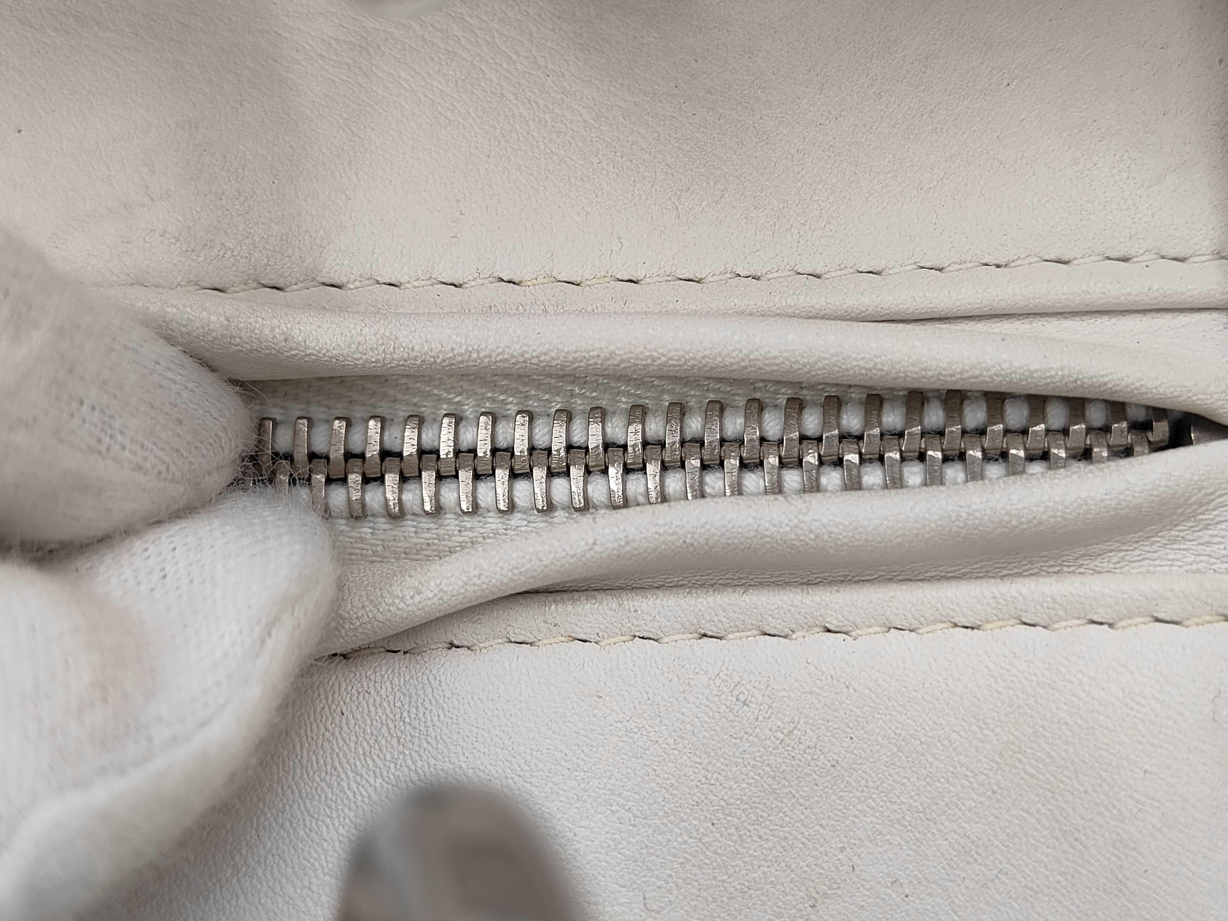Lady Dior CD Lady Medium Cannage 2-Way Studded Lambskin White Silver Hardware 09-MA-1023 Strap 24x20x10cm Shoulder Strap Approx. 90cm Handbag — view 8