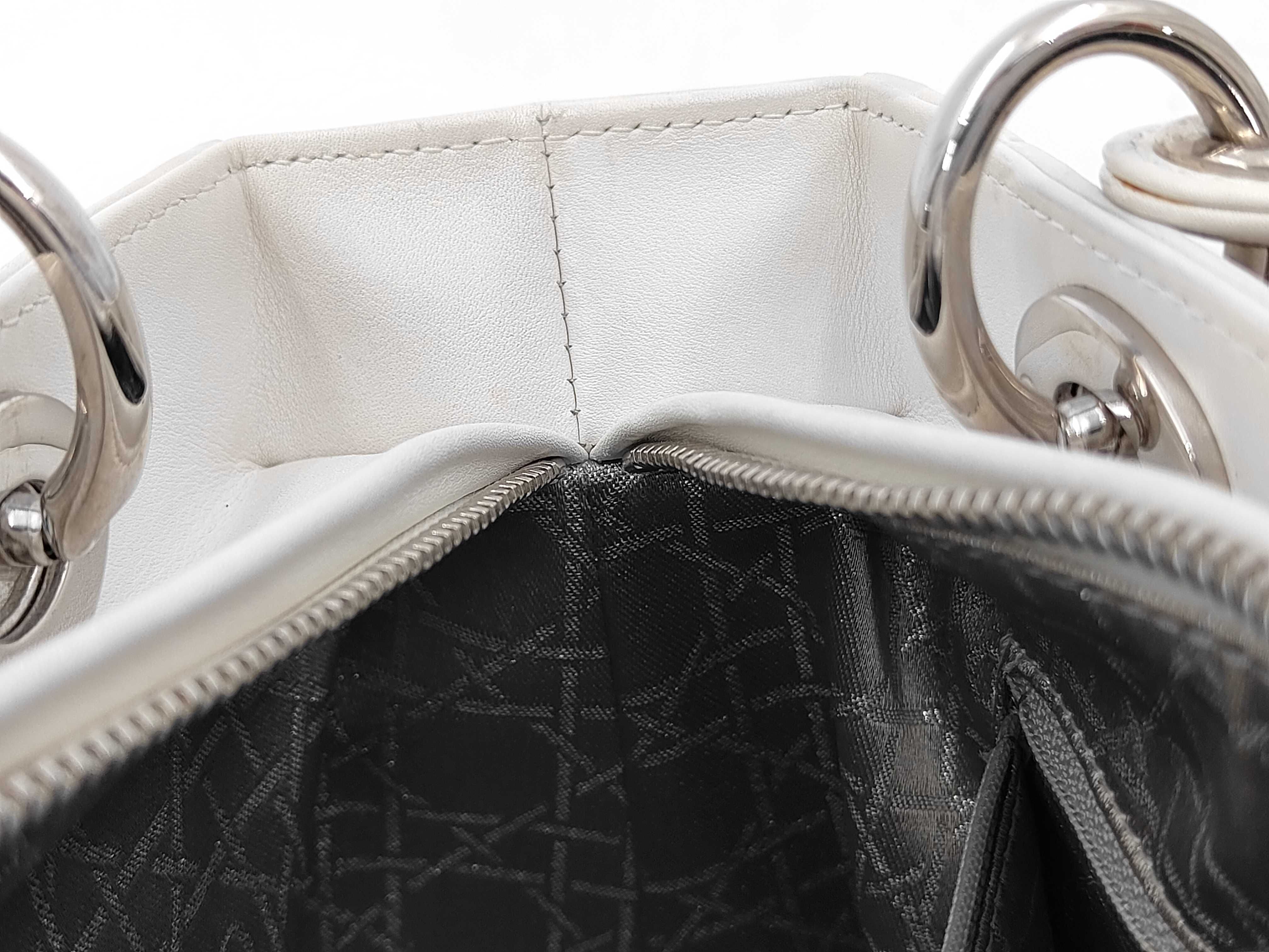 Lady Dior CD Lady Medium Cannage 2-Way Studded Lambskin White Silver Hardware 09-MA-1023 Strap 24x20x10cm Shoulder Strap Approx. 90cm Handbag — view 9