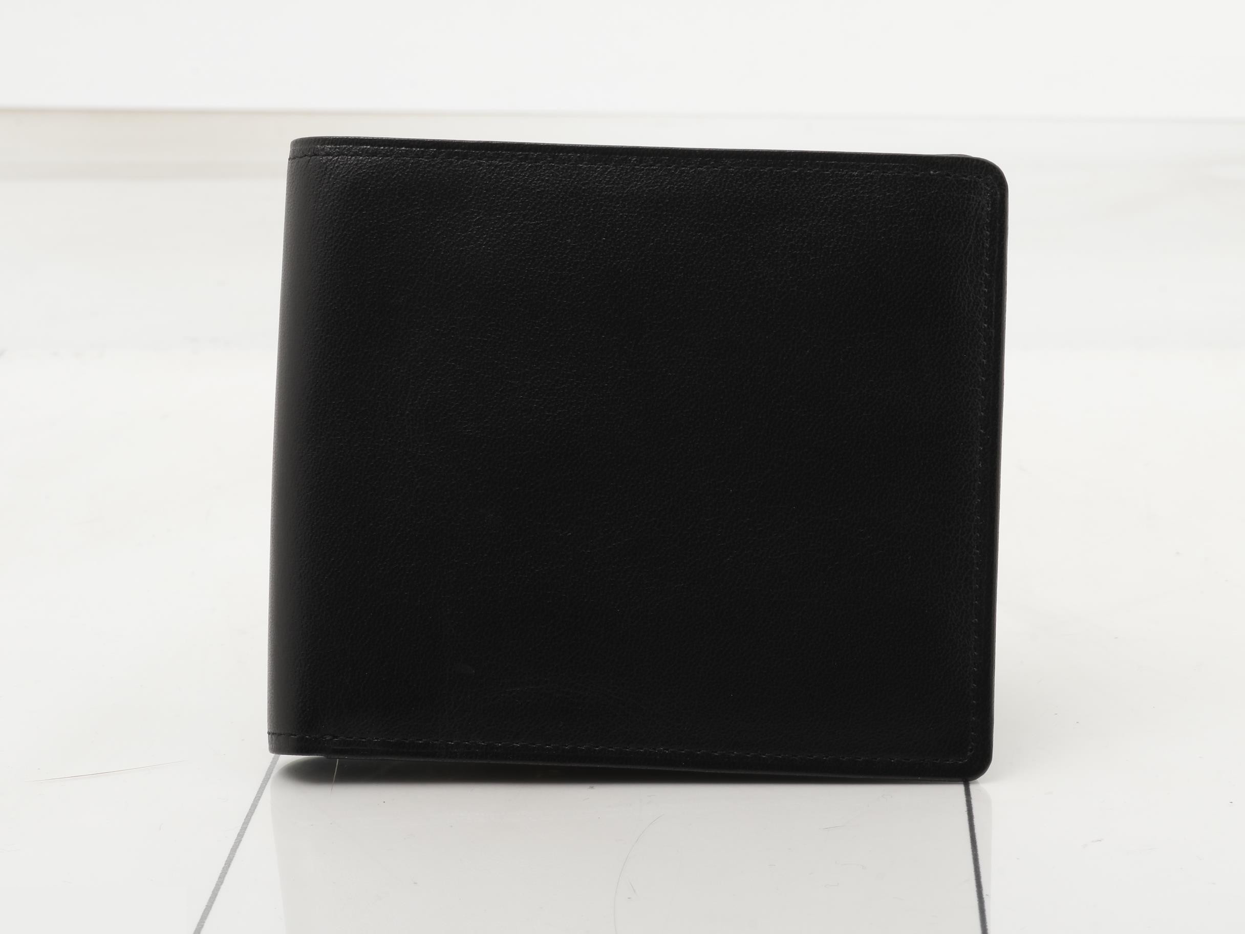 Other lines: Bags and Wallets — view 2