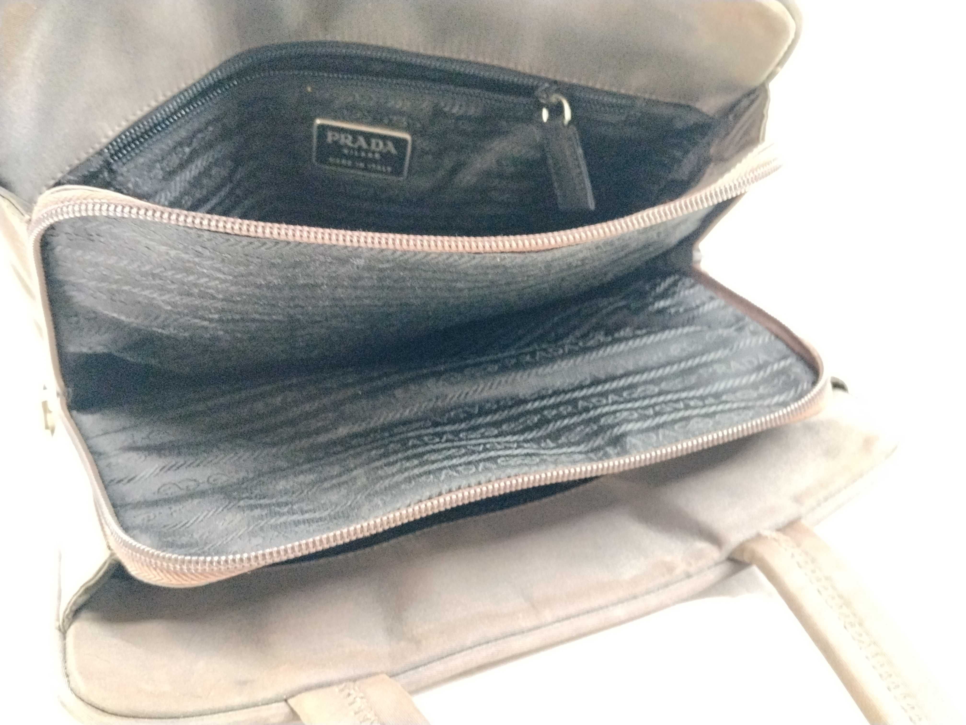 Nylon Handbag Khaki Tote Bag — view 9