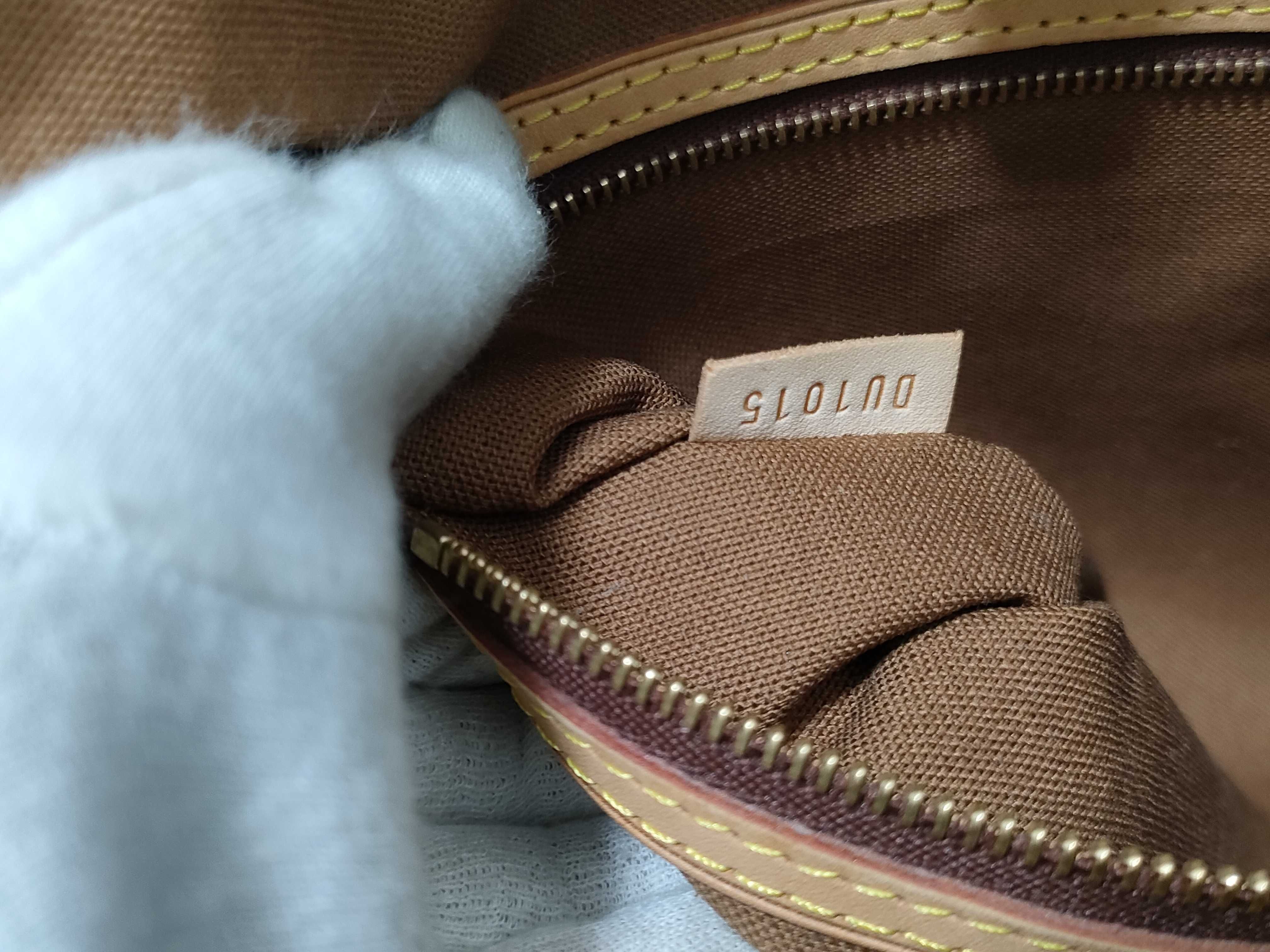 Monogram Batignolles Horizontal Handbag — view 12
