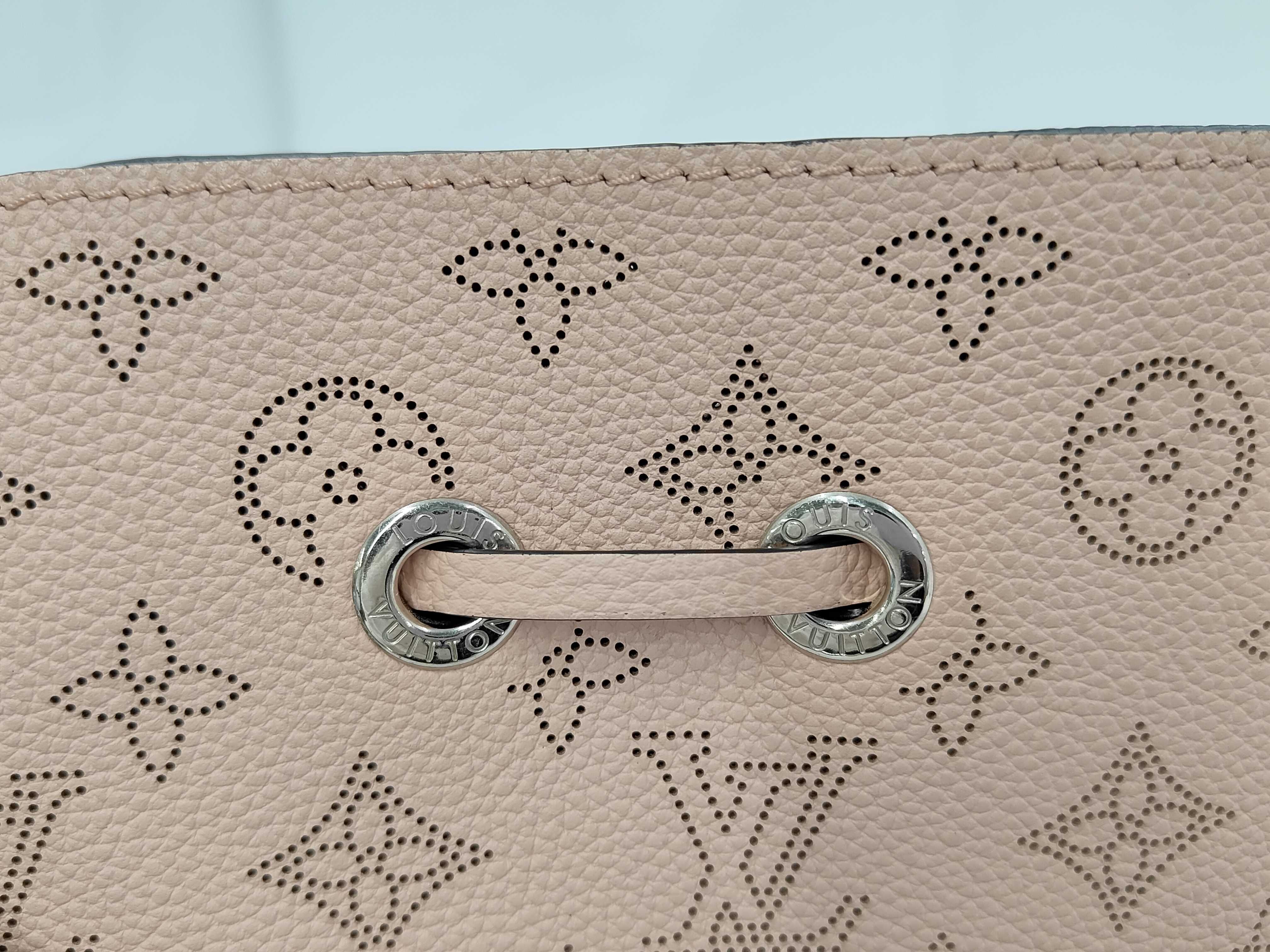 M57068 Bella Magnolia Mahina Shoulder Bag (RFID detected) — view 10