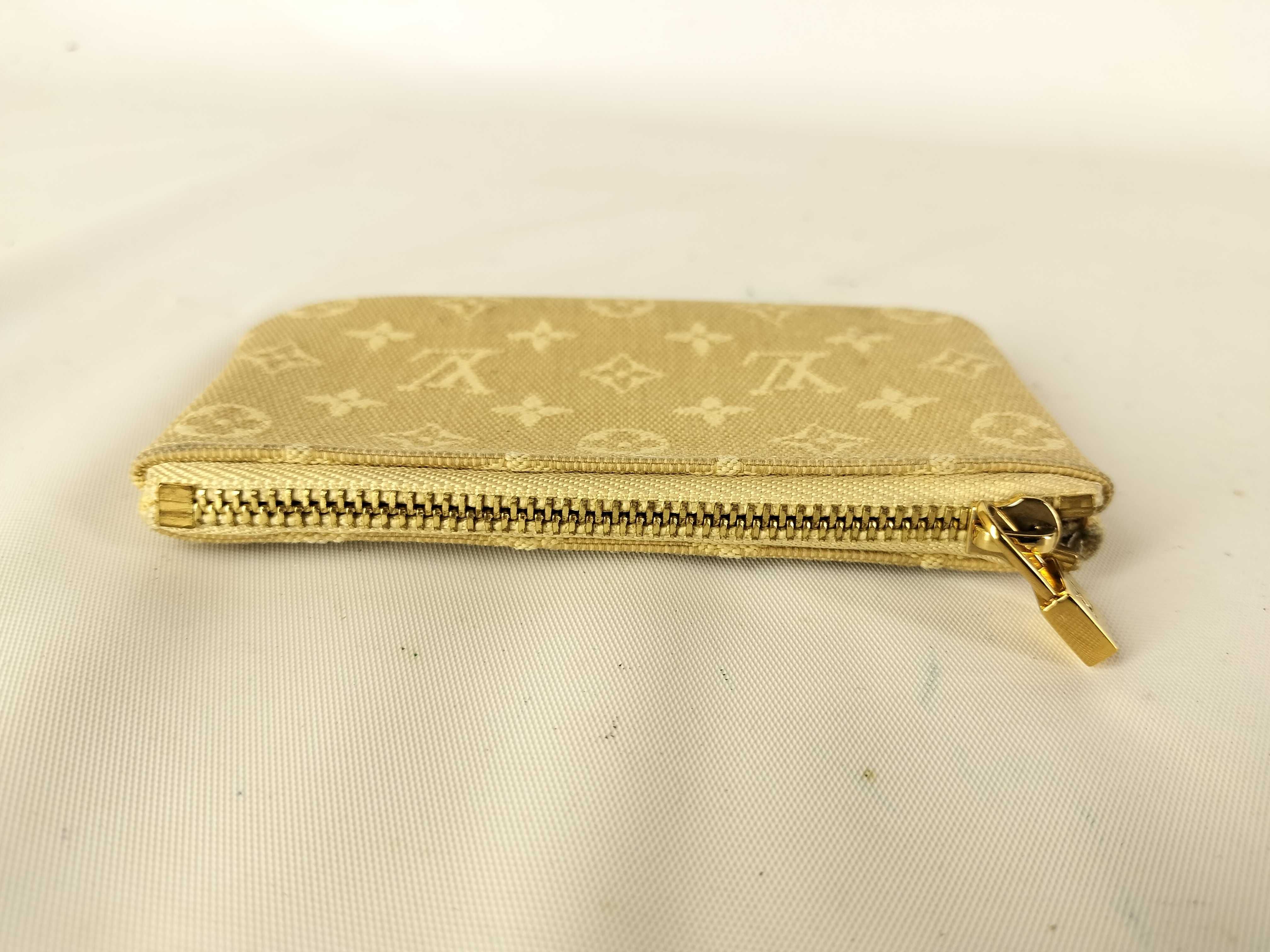 Monogram Mini Pochette Clé Coin Case — view 4