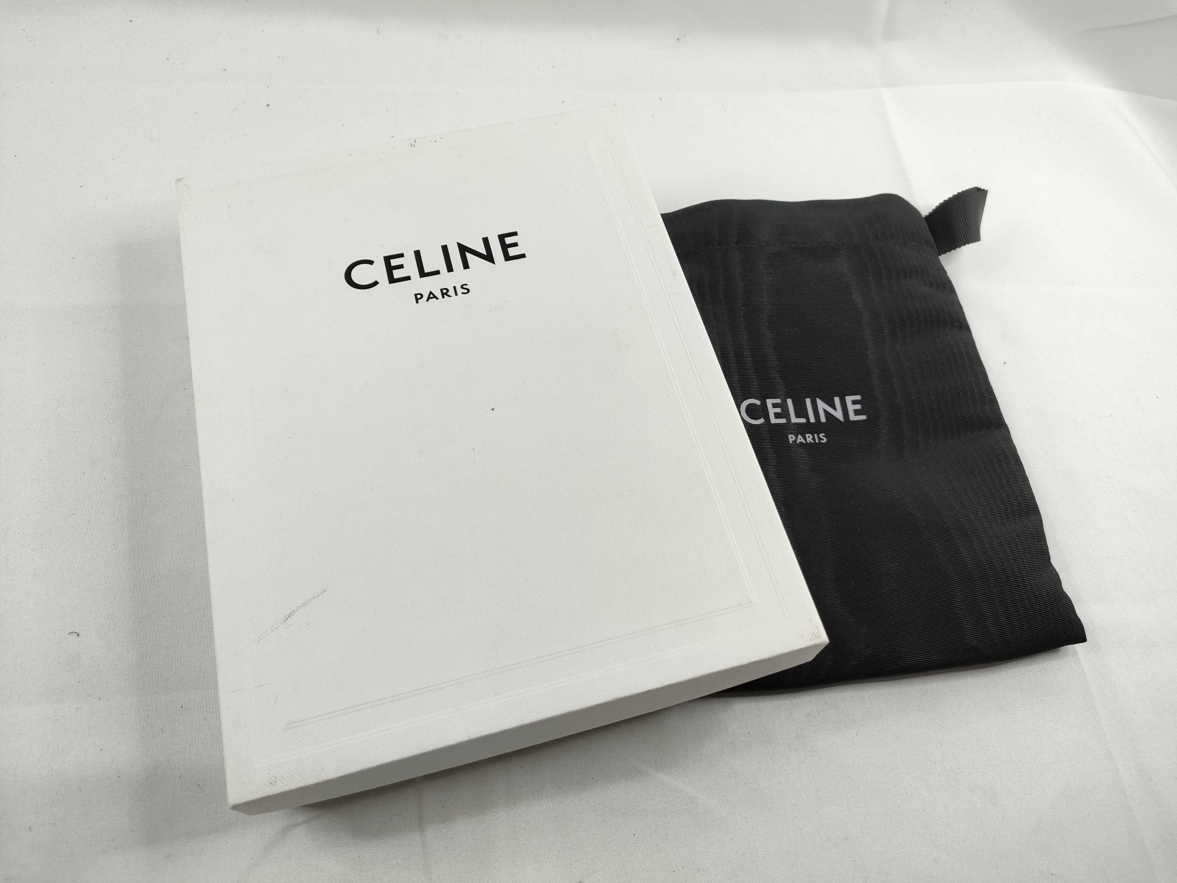 Medium Strap Wallet. Accessories: Box, dust bag, wallet. — view 15