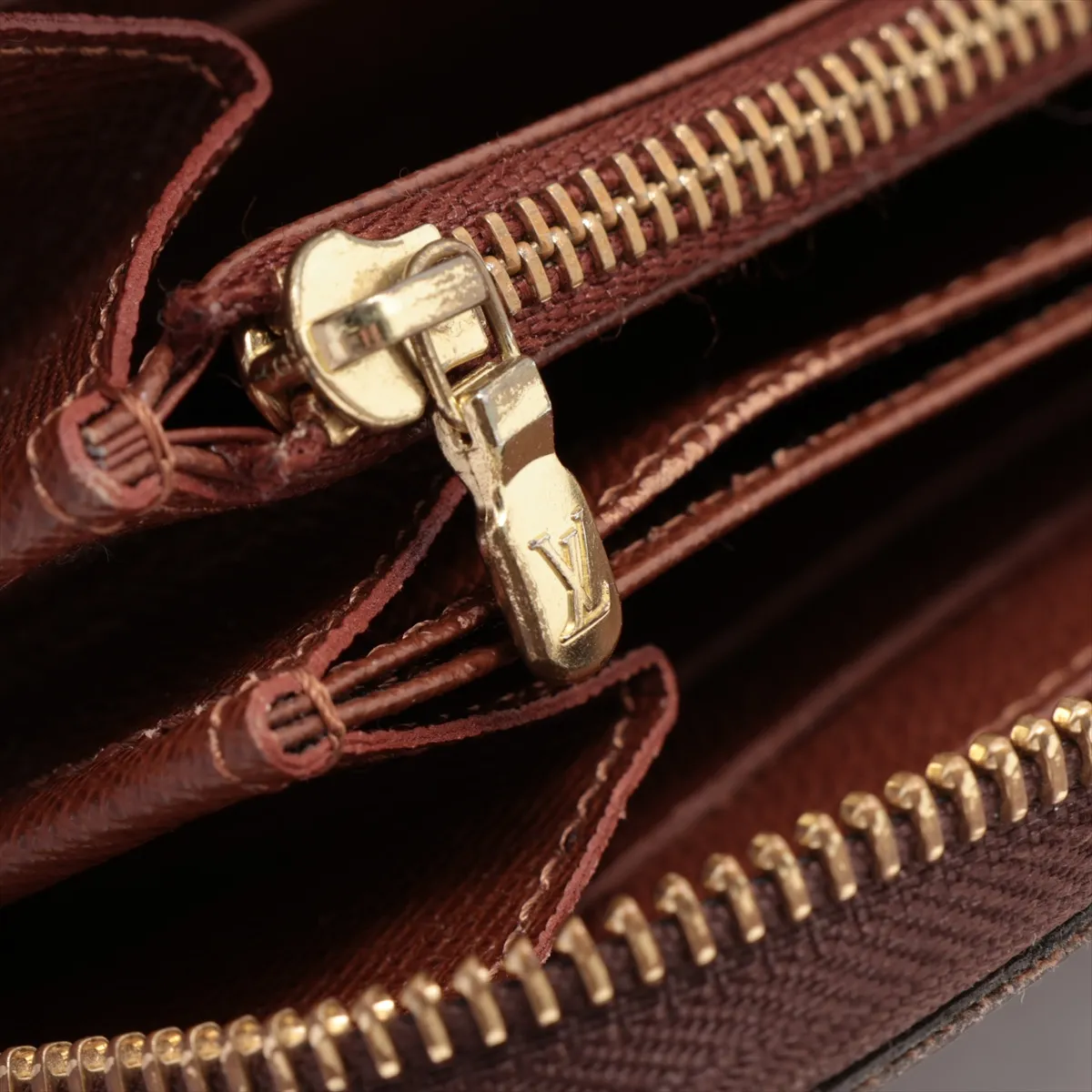 Monogram Zippy Wallet M60017 SP0173 Brown Round Zip Wallet — view 12