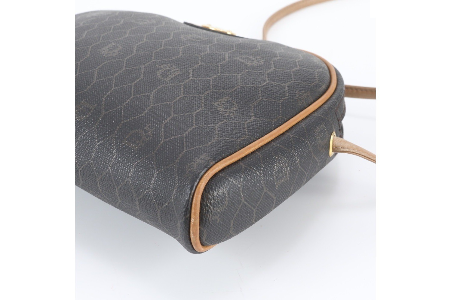 Honeycomb Leather Shoulder Bag — view 4