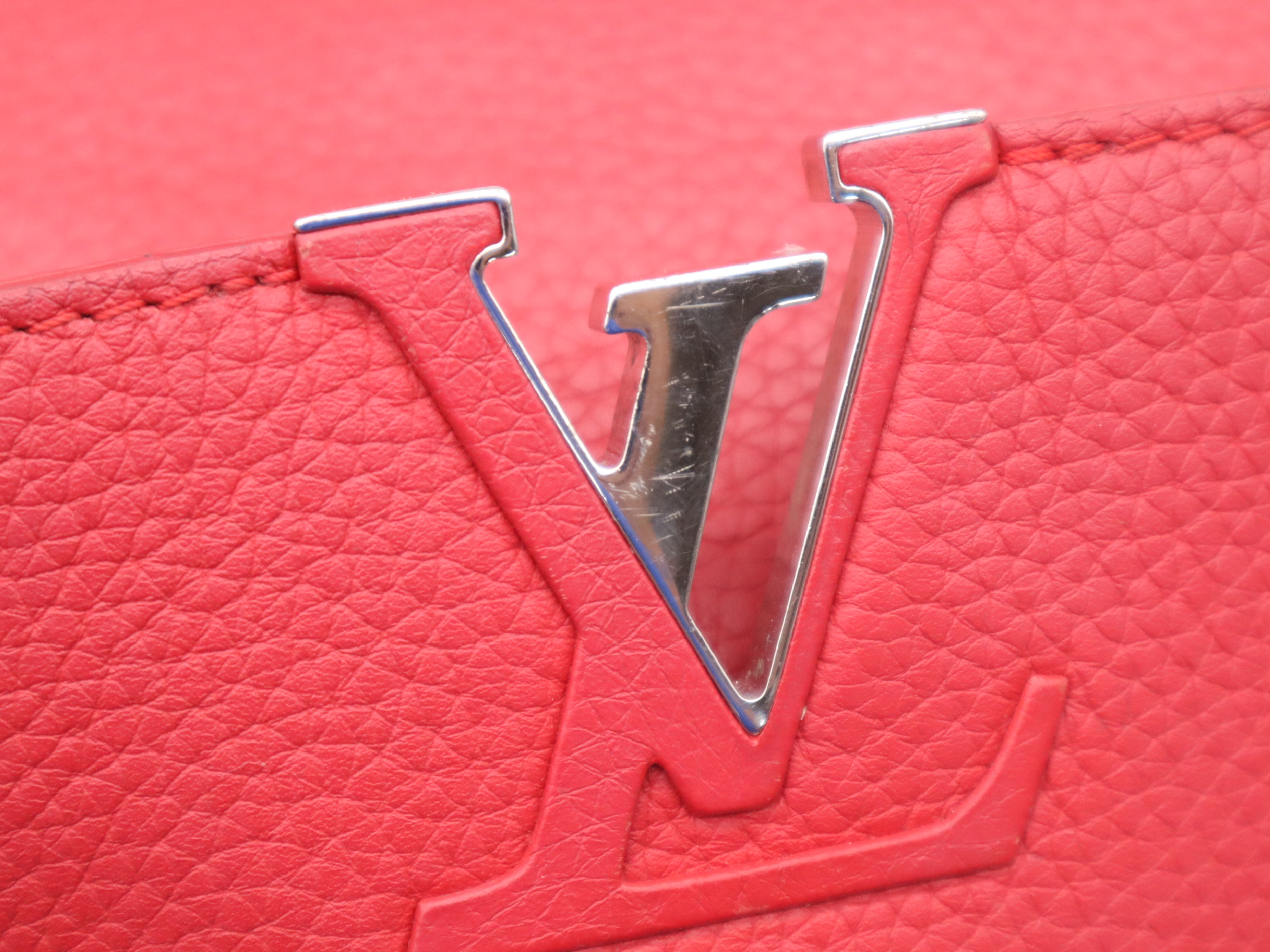 M42237 Taurillon Leather Capucines PM Red Handbag with Shoulder Strap — view 9
