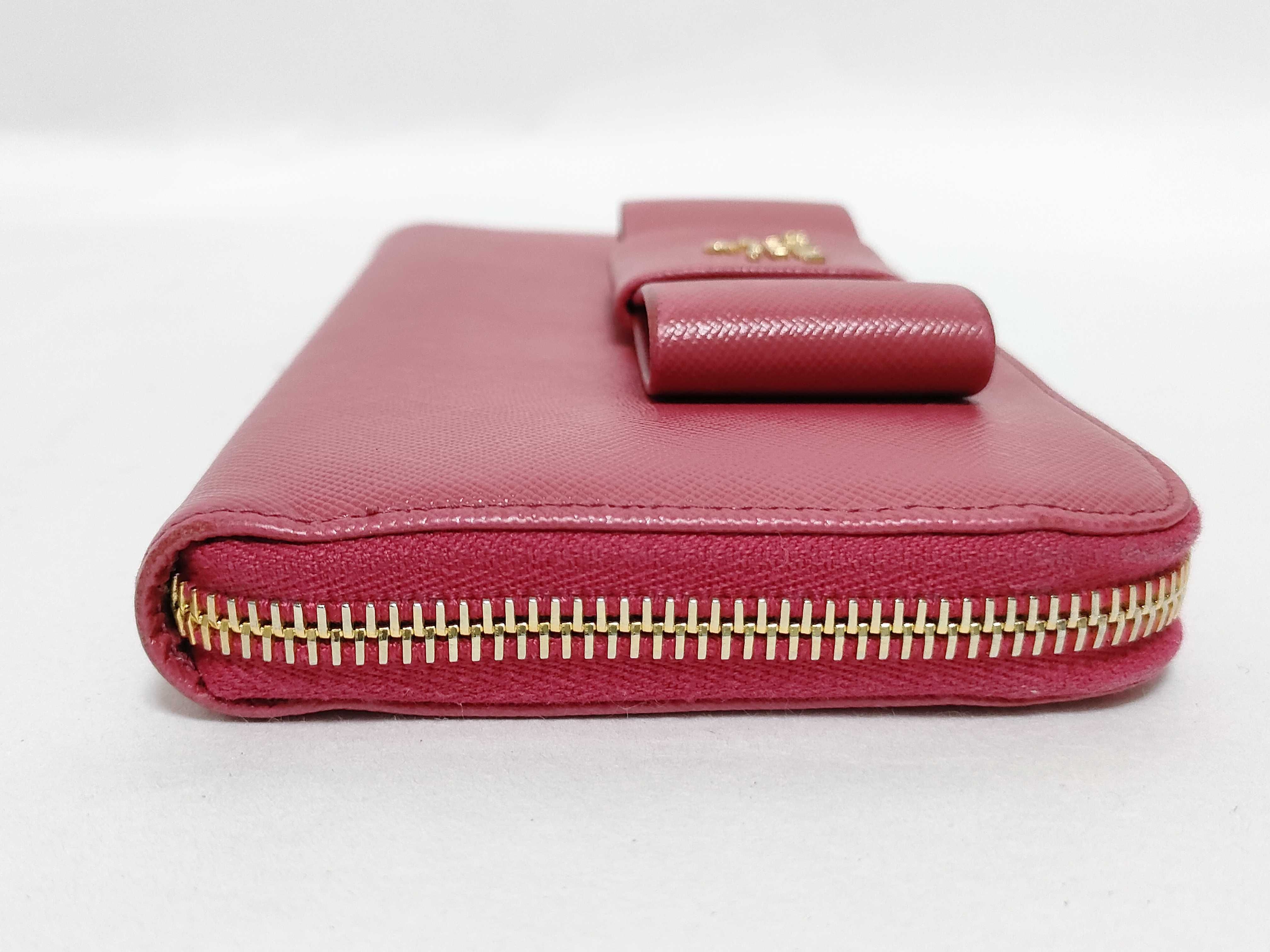 wallet — view 3
