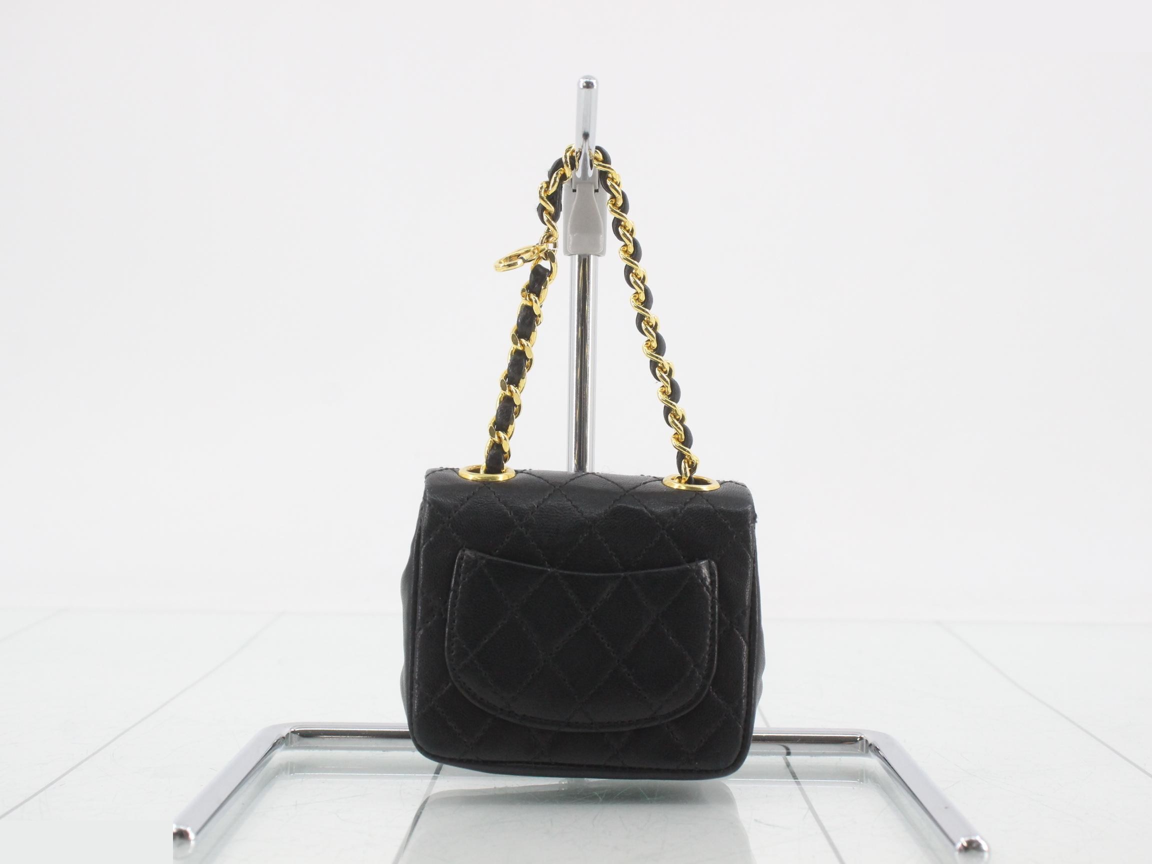 Mini Matelassé waist pouch with chain belt — view 2