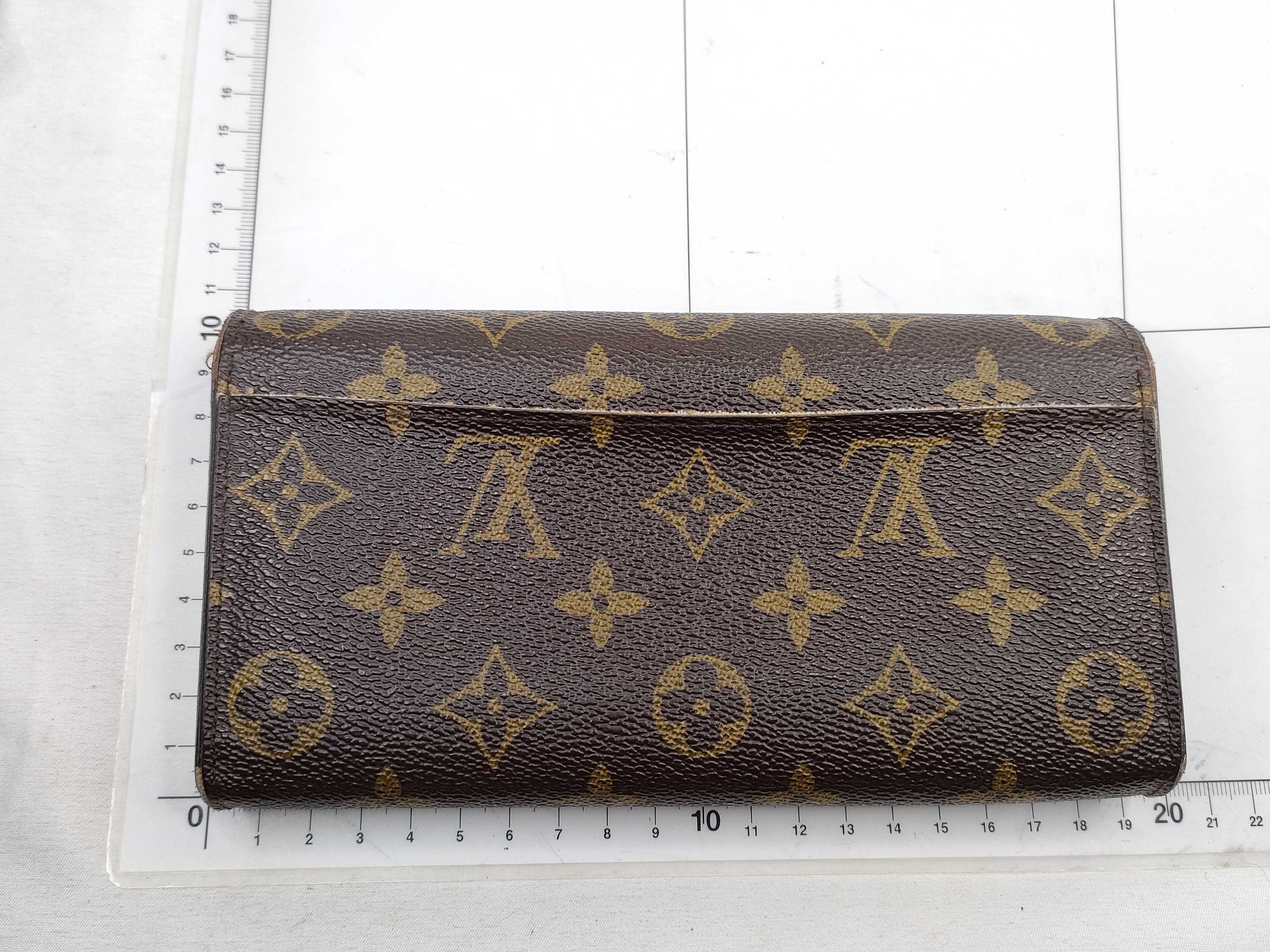 Monogram Louis Vuitton Monogram Portefeuille Sarah Wallet — view 2