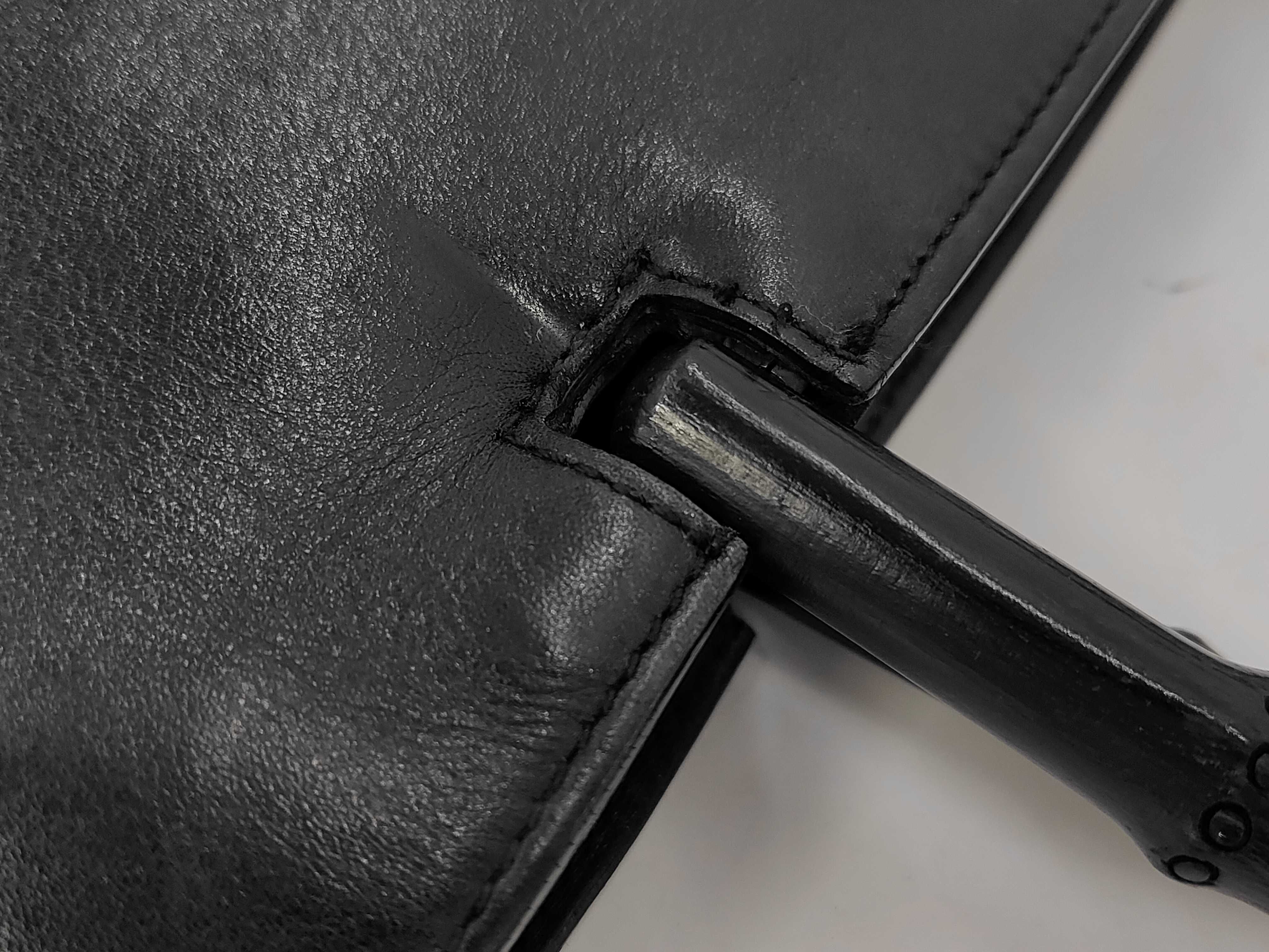 Bamboo Leather Handbag (Black) — view 7