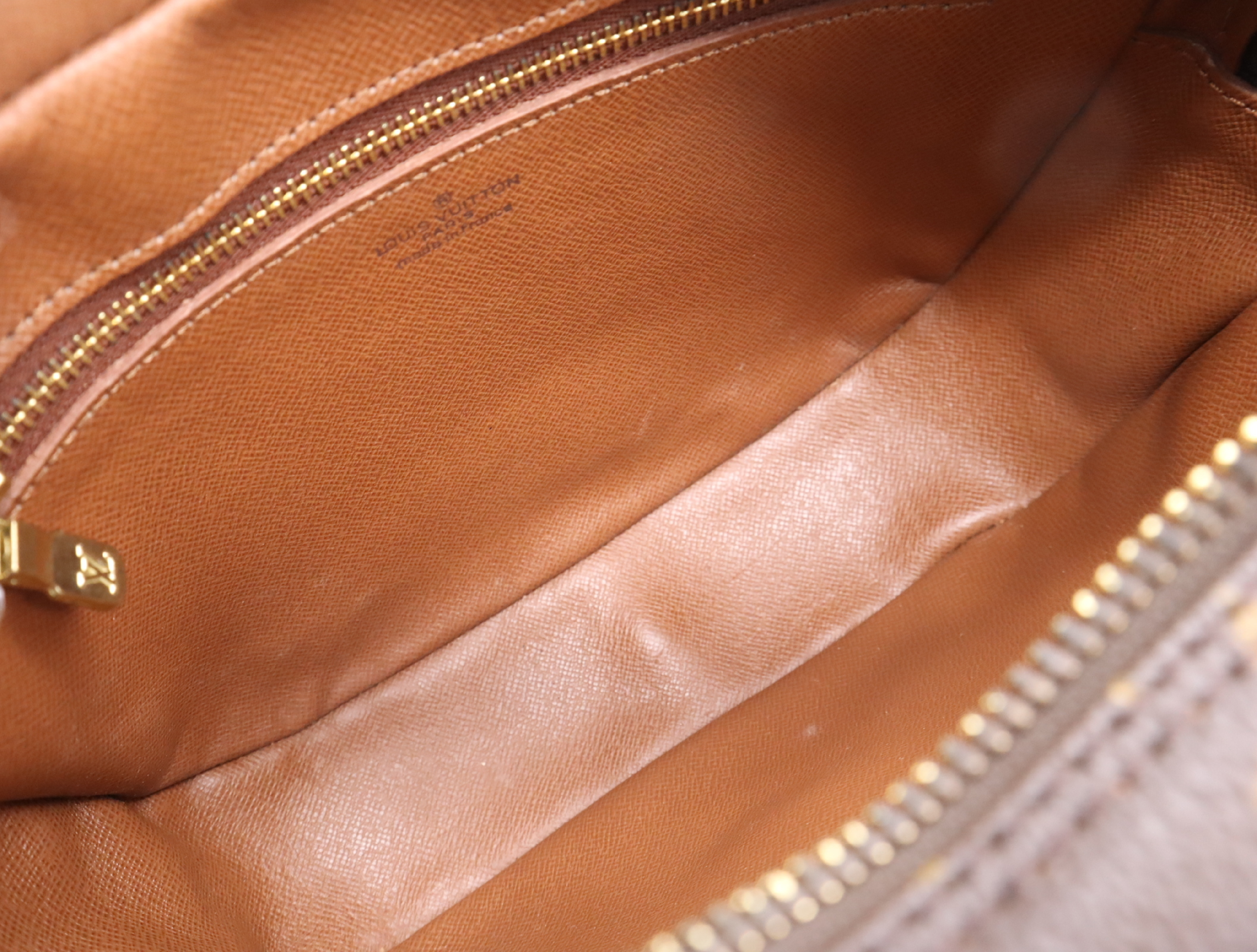 M51227 Monogram Jeune Fille 23 Shoulder Bag — view 14