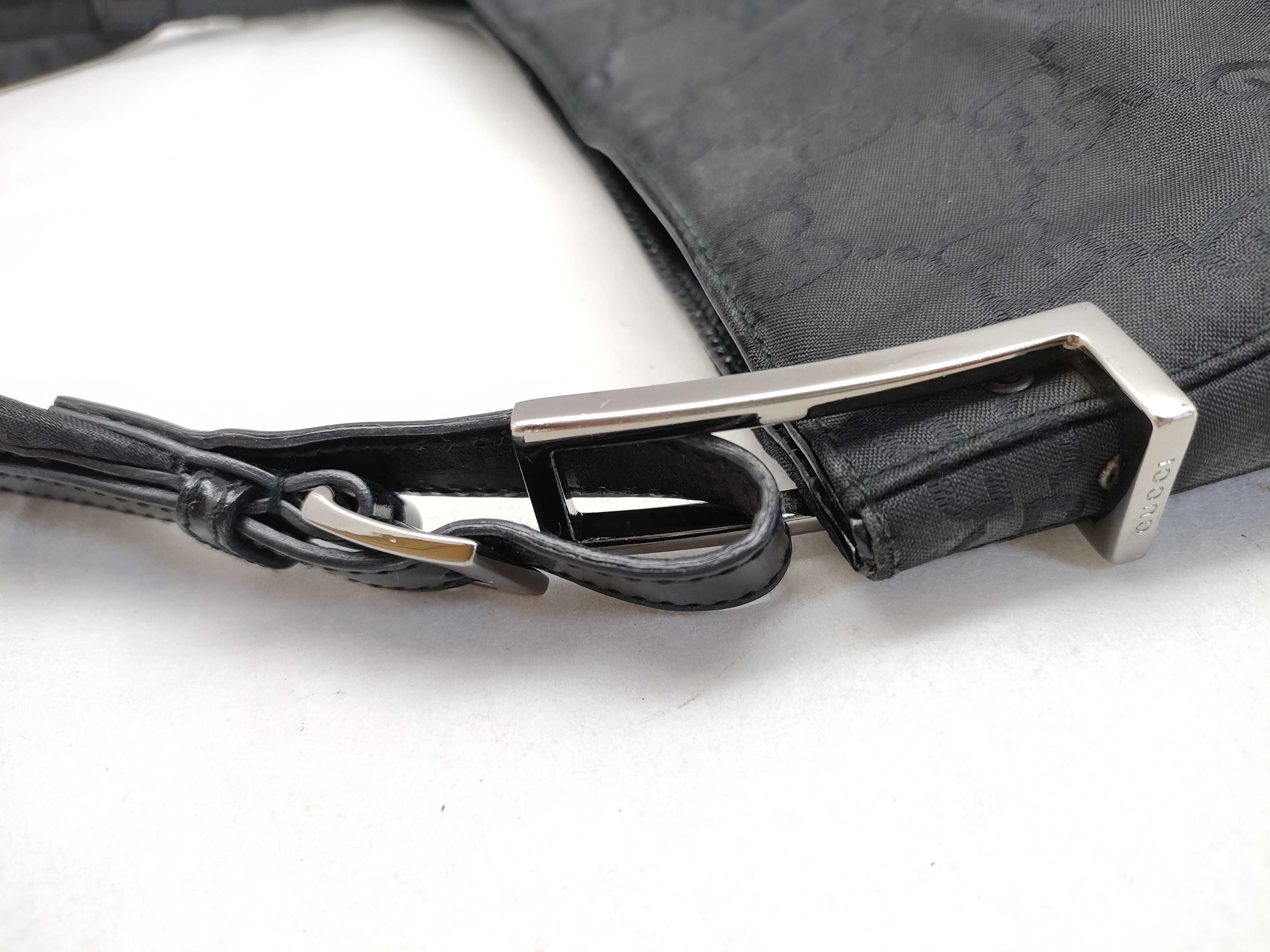 GG Shoulder Bag, Black — view 5