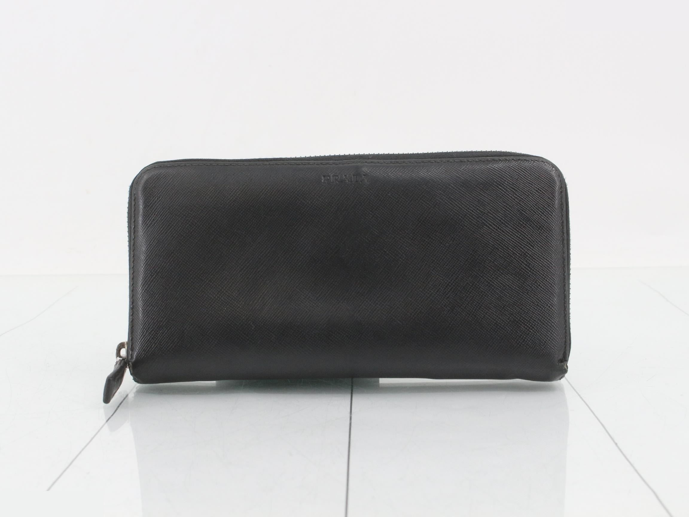 Saffiano Round Zip