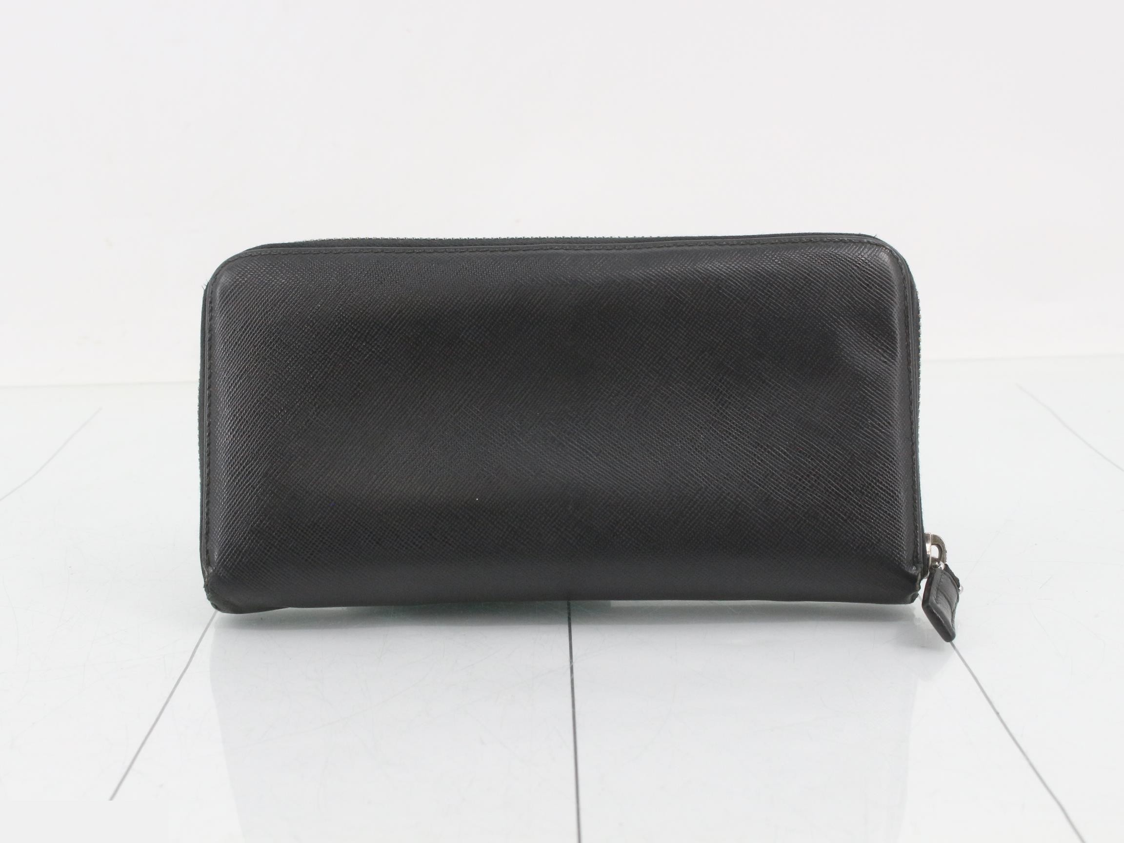Saffiano Round Zip — view 2