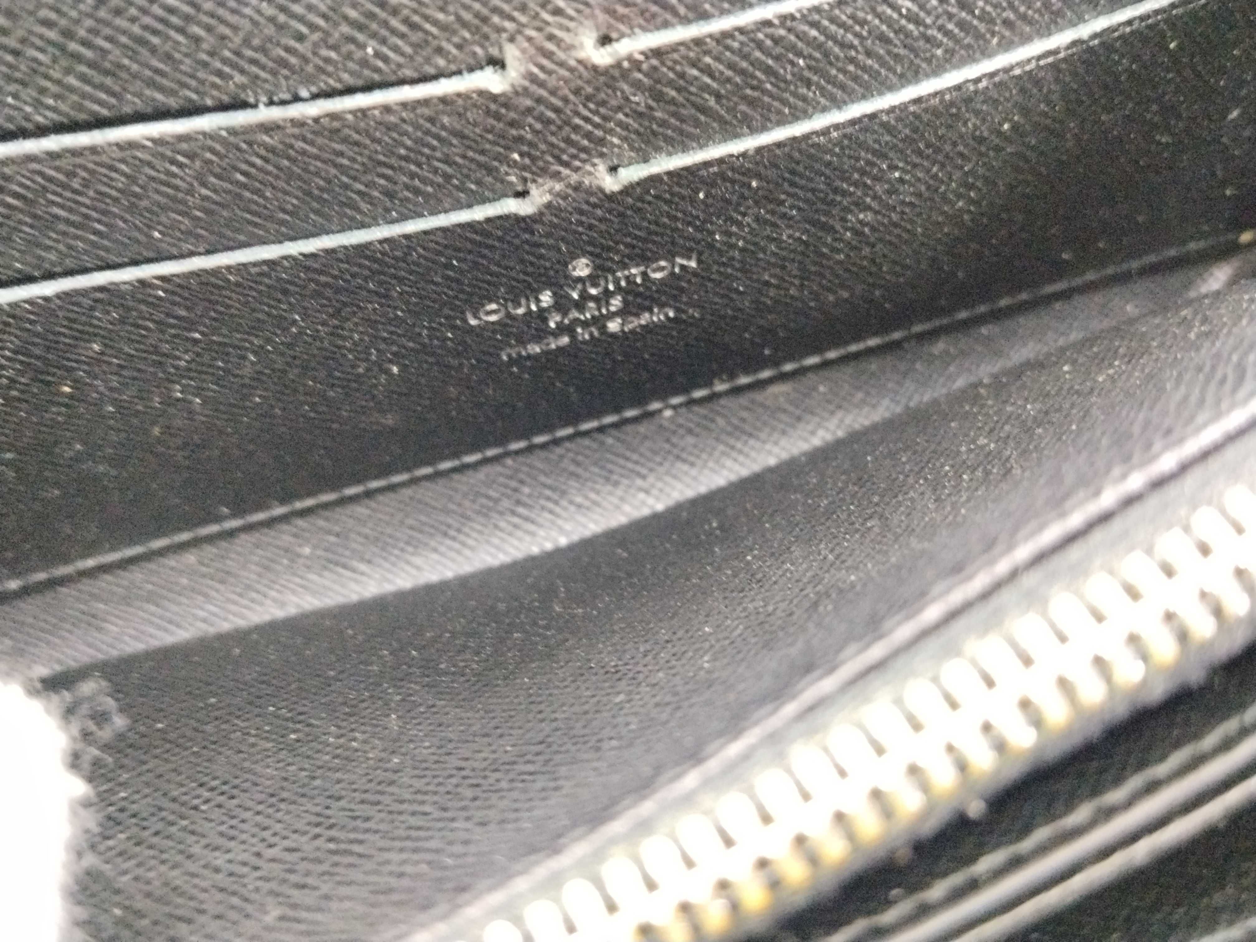 Epi Louis Vuitton Zippy Wallet Epi Wallet — view 13