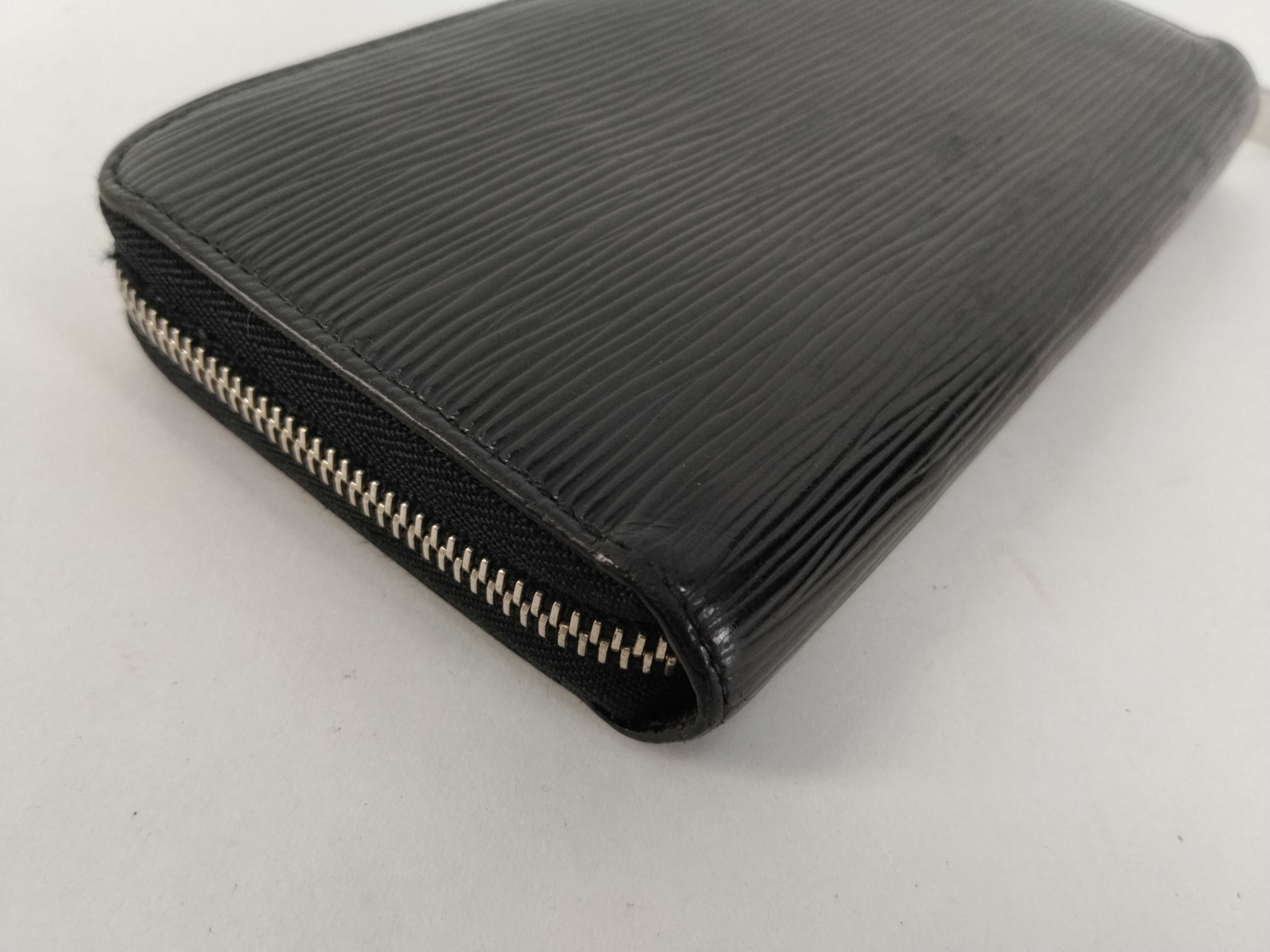 Epi Louis Vuitton Zippy Wallet Epi Wallet — view 3
