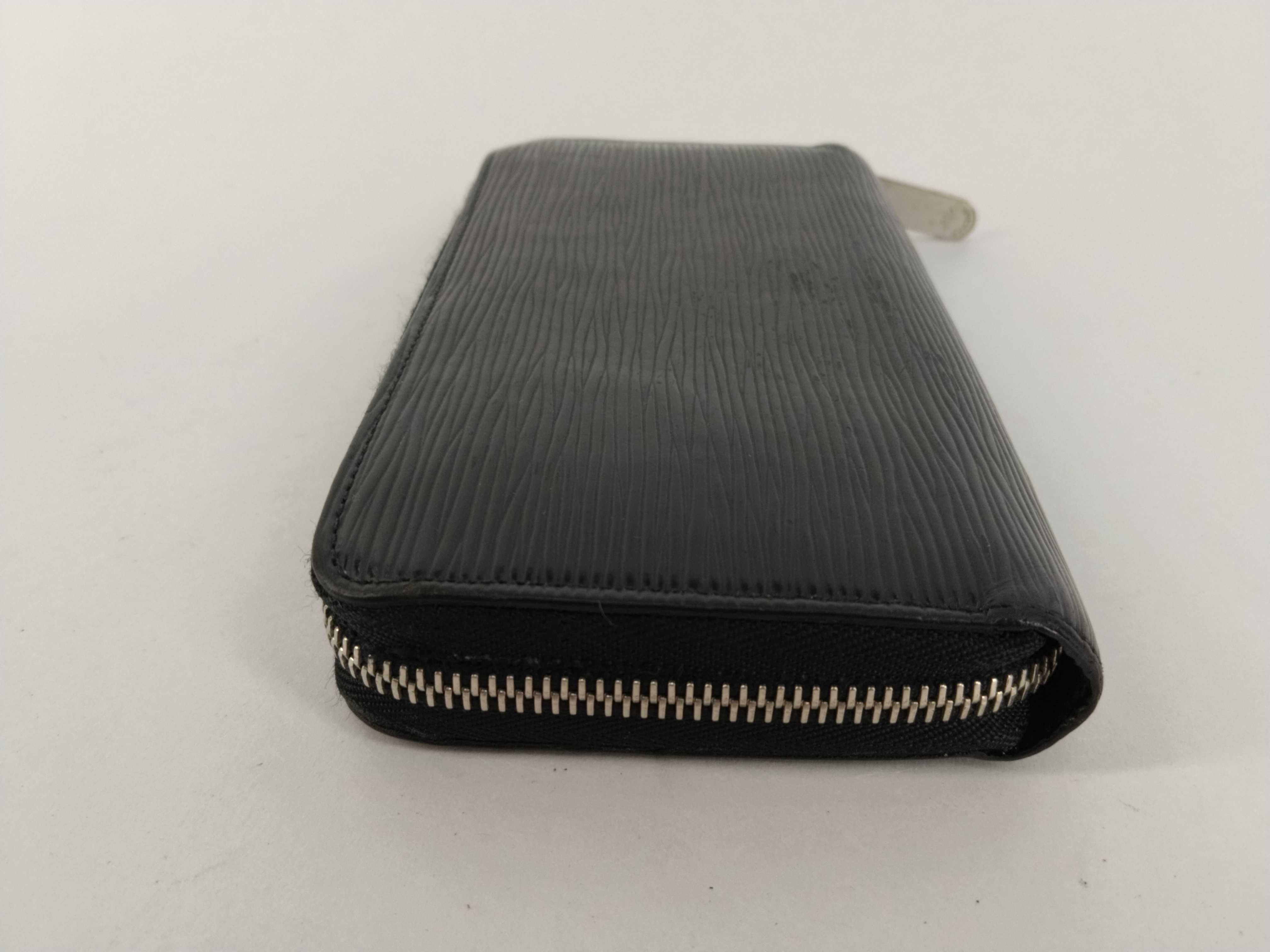 Epi Louis Vuitton Zippy Wallet Epi Wallet — view 4